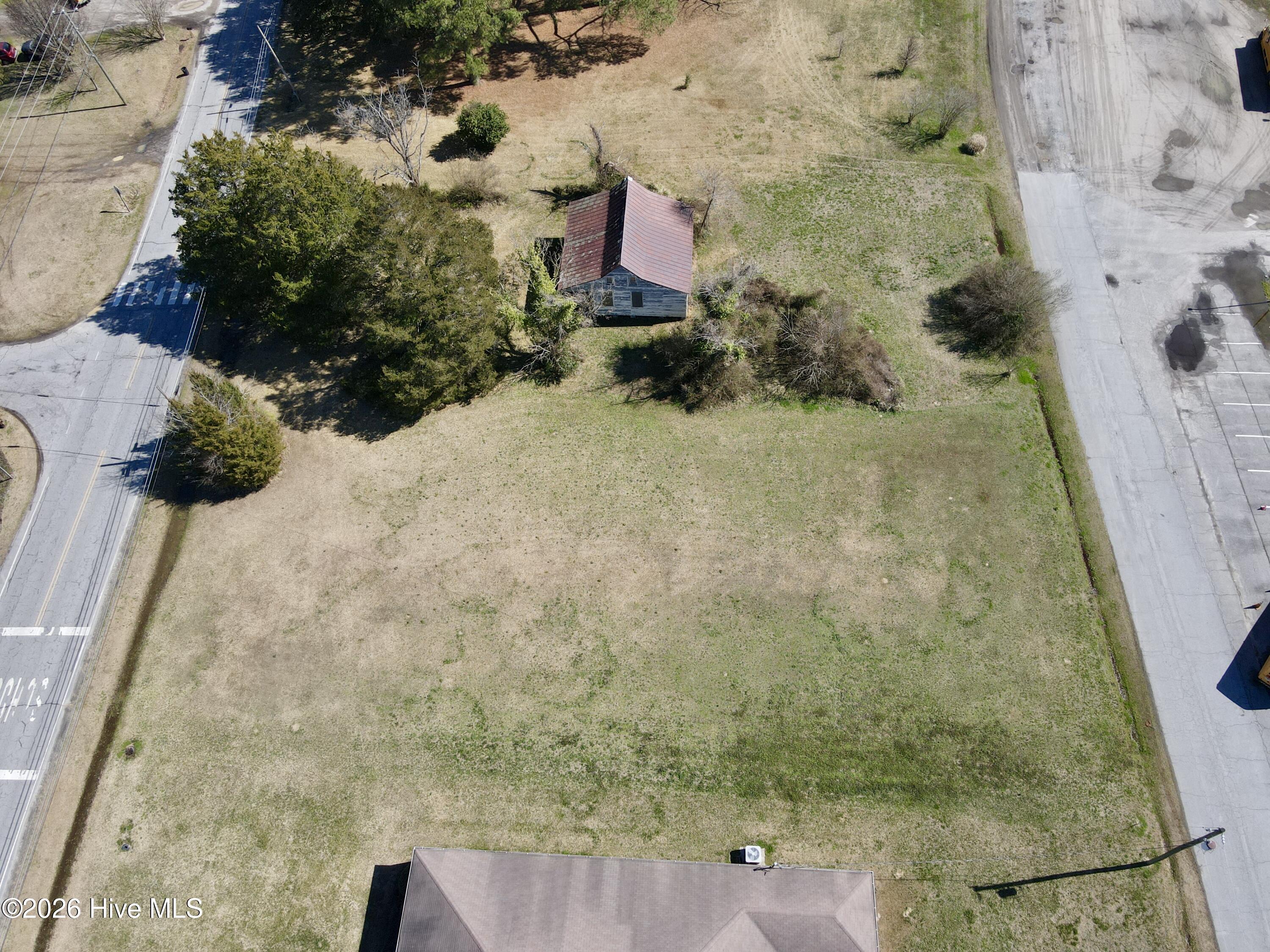 1860 Main Street Property Photo 5