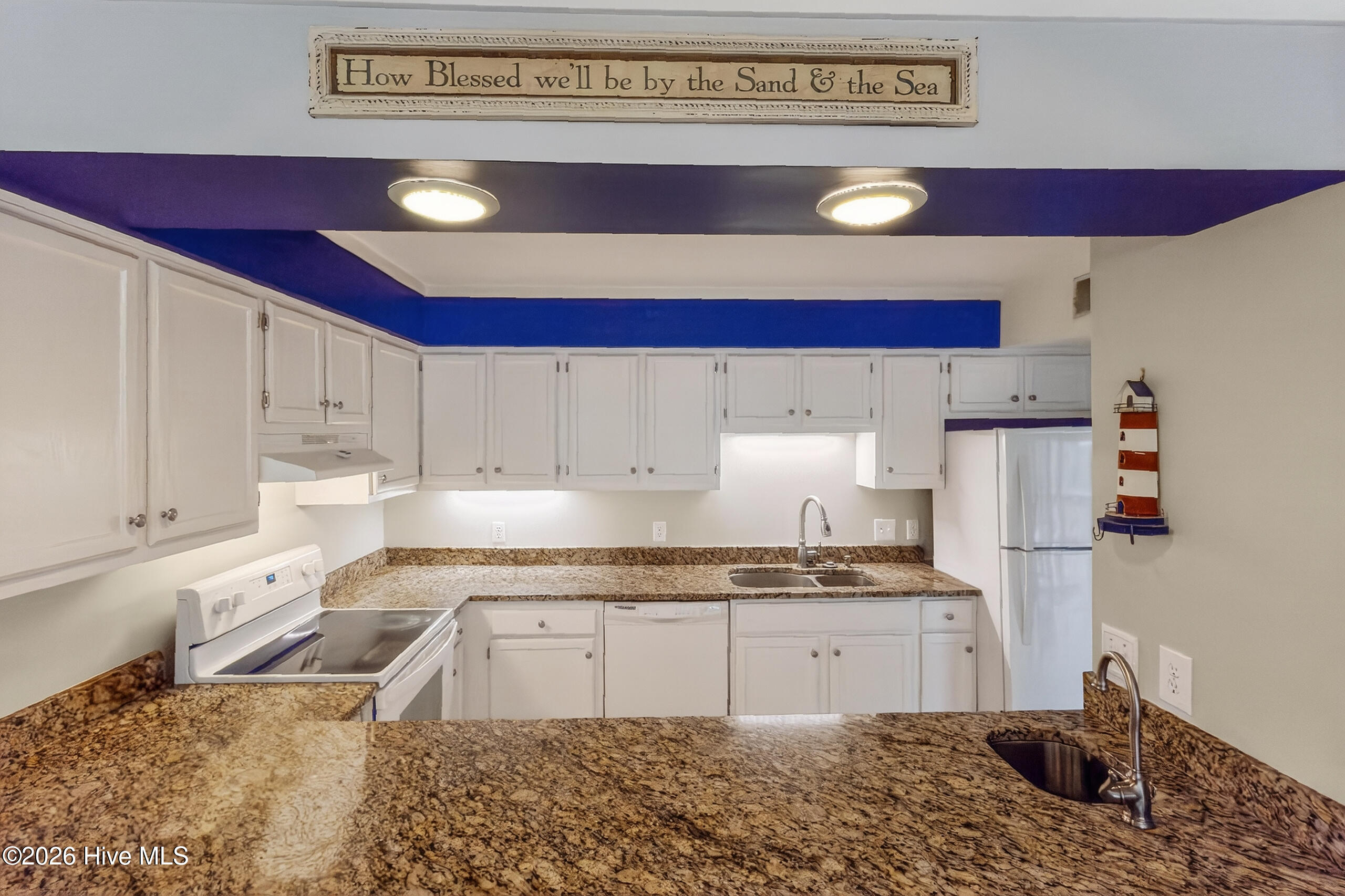 650 Salter Path Road 103 Property Photo 6
