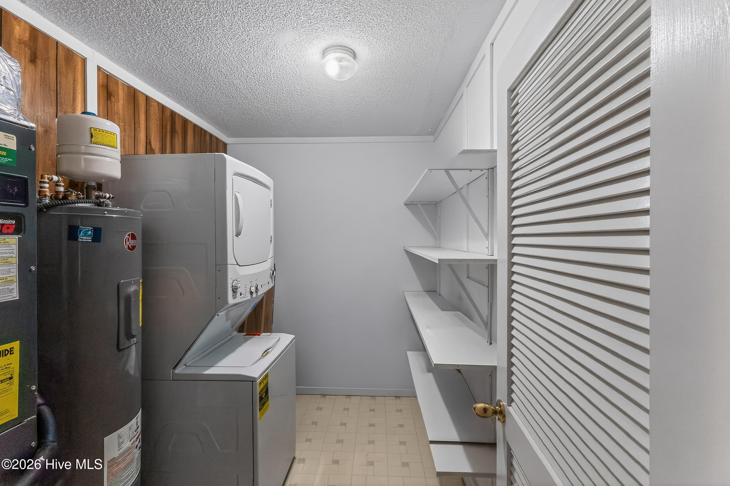 650 Salter Path Road 103 Property Photo 8