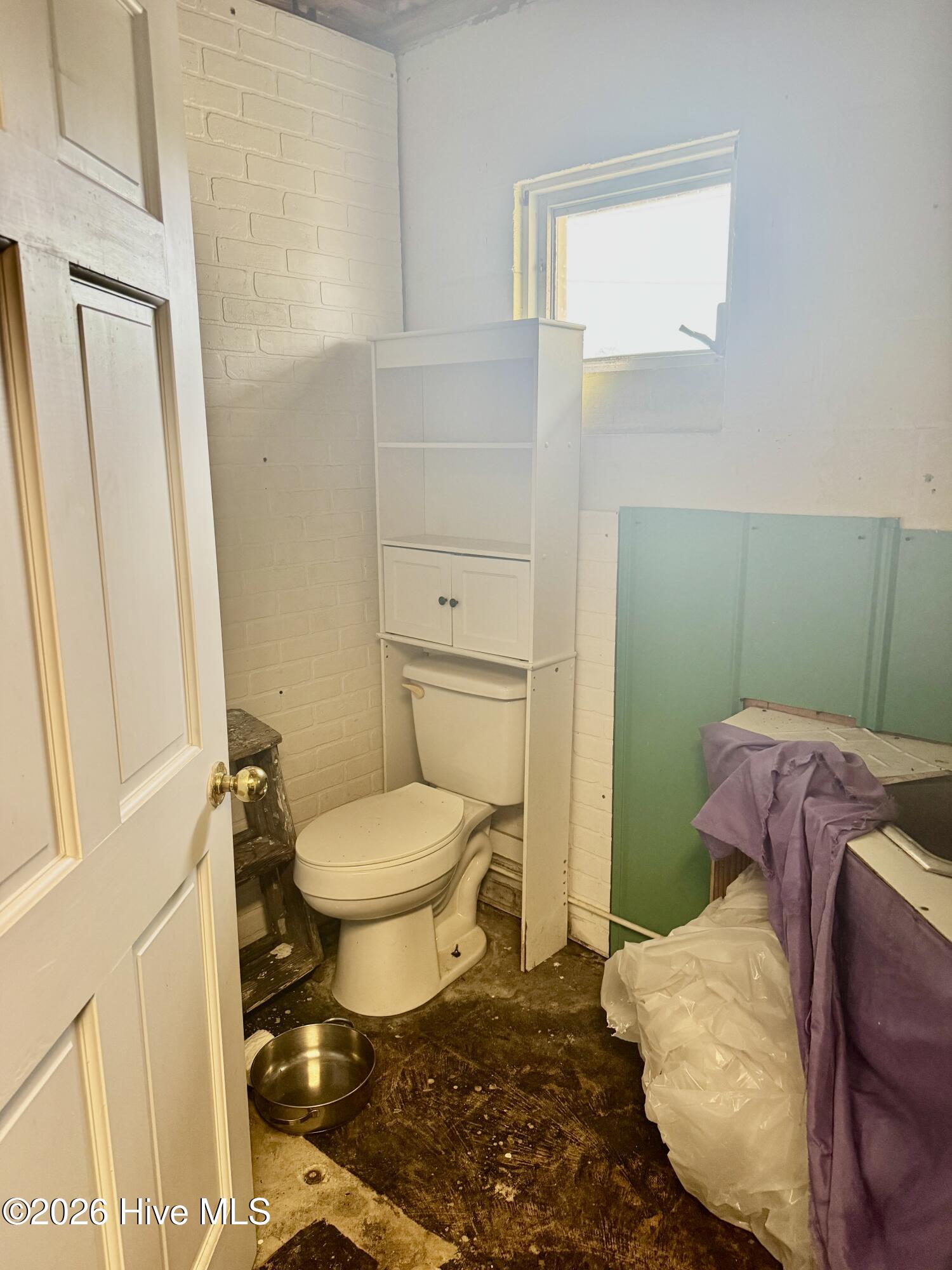 100 Earl Avenue Property Photo 16