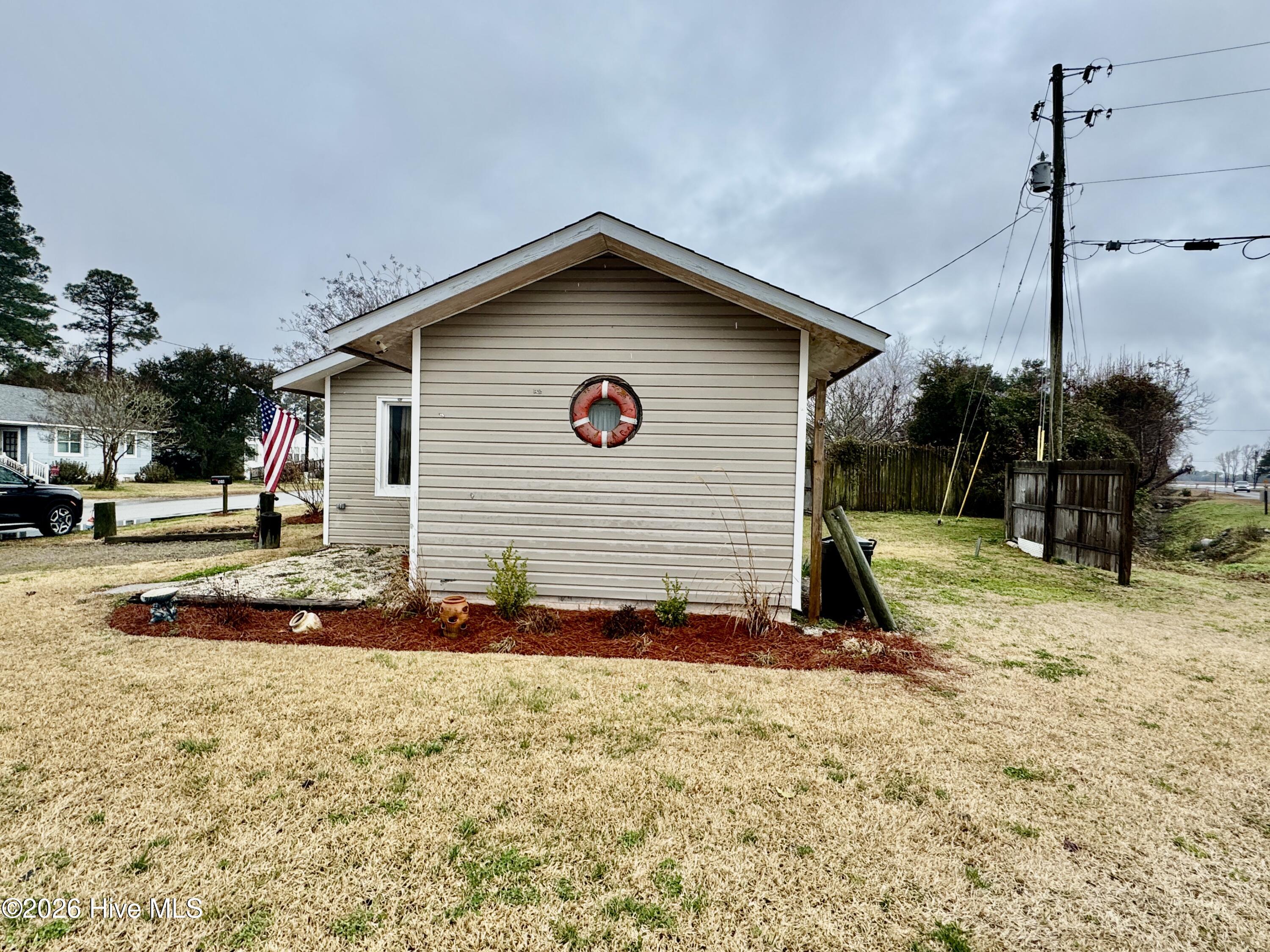 100 Earl Avenue Property Photo 26