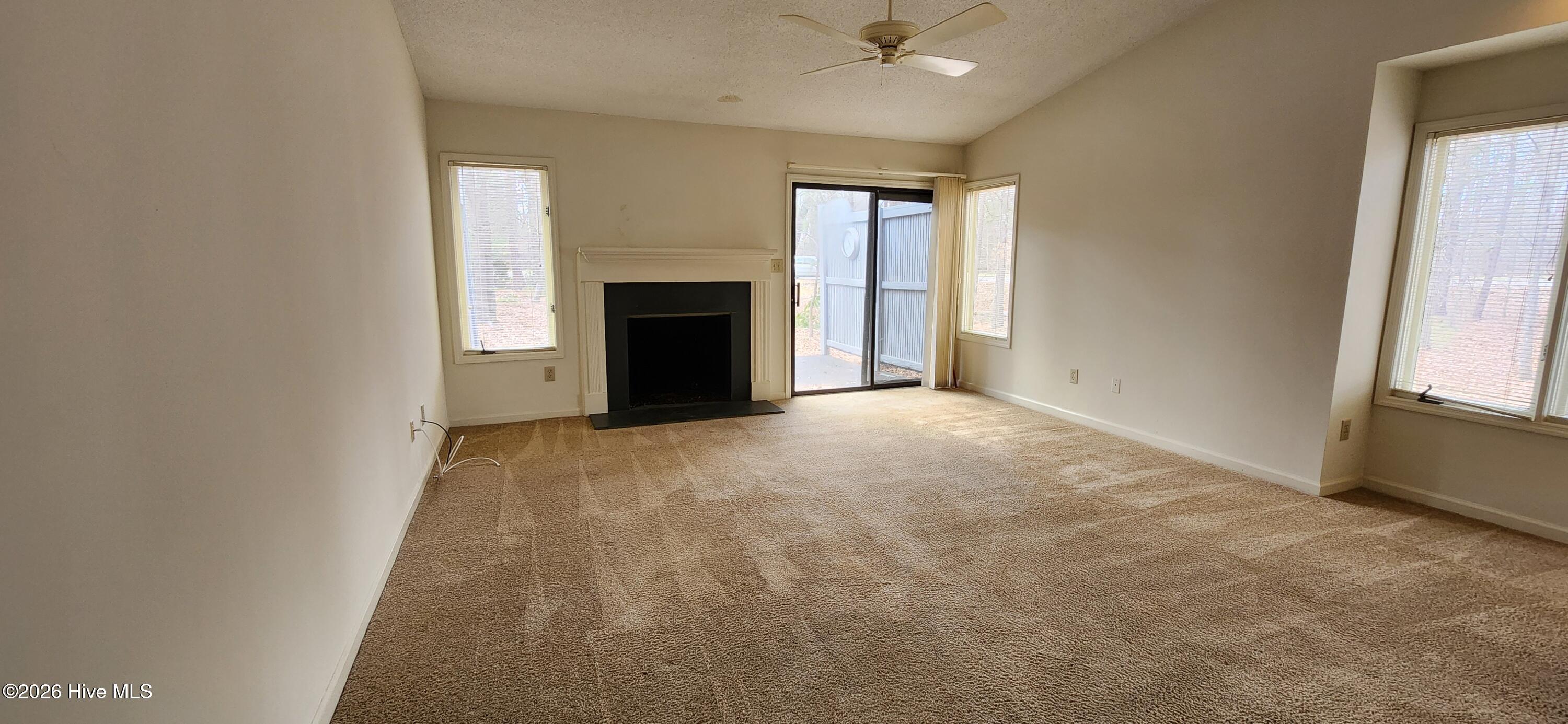 1904 Sherbrooke Circle Property Photo 2