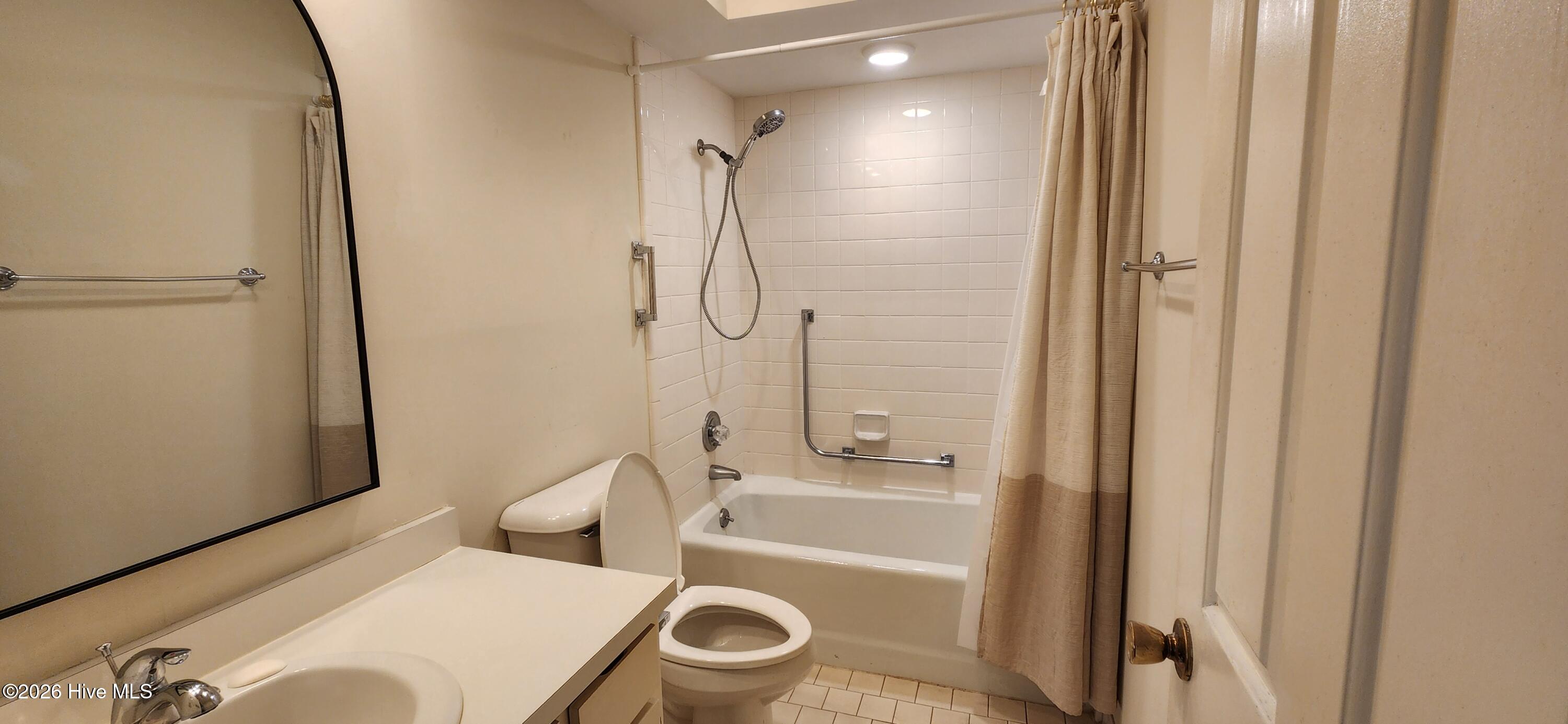 1904 Sherbrooke Circle Property Photo 7