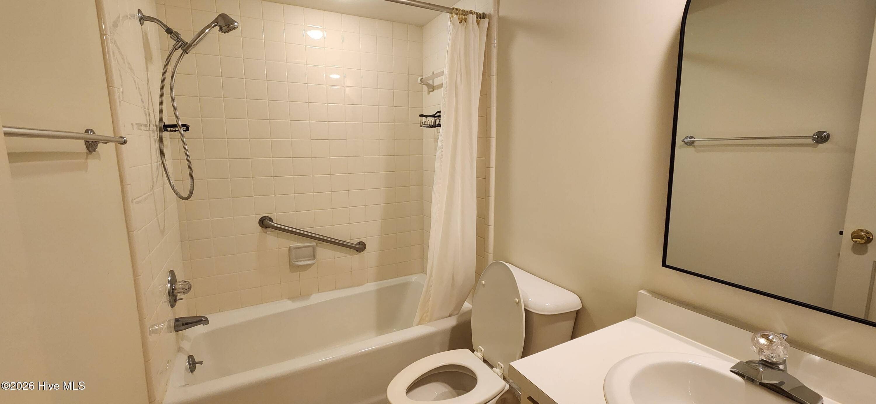 1904 Sherbrooke Circle Property Photo 10