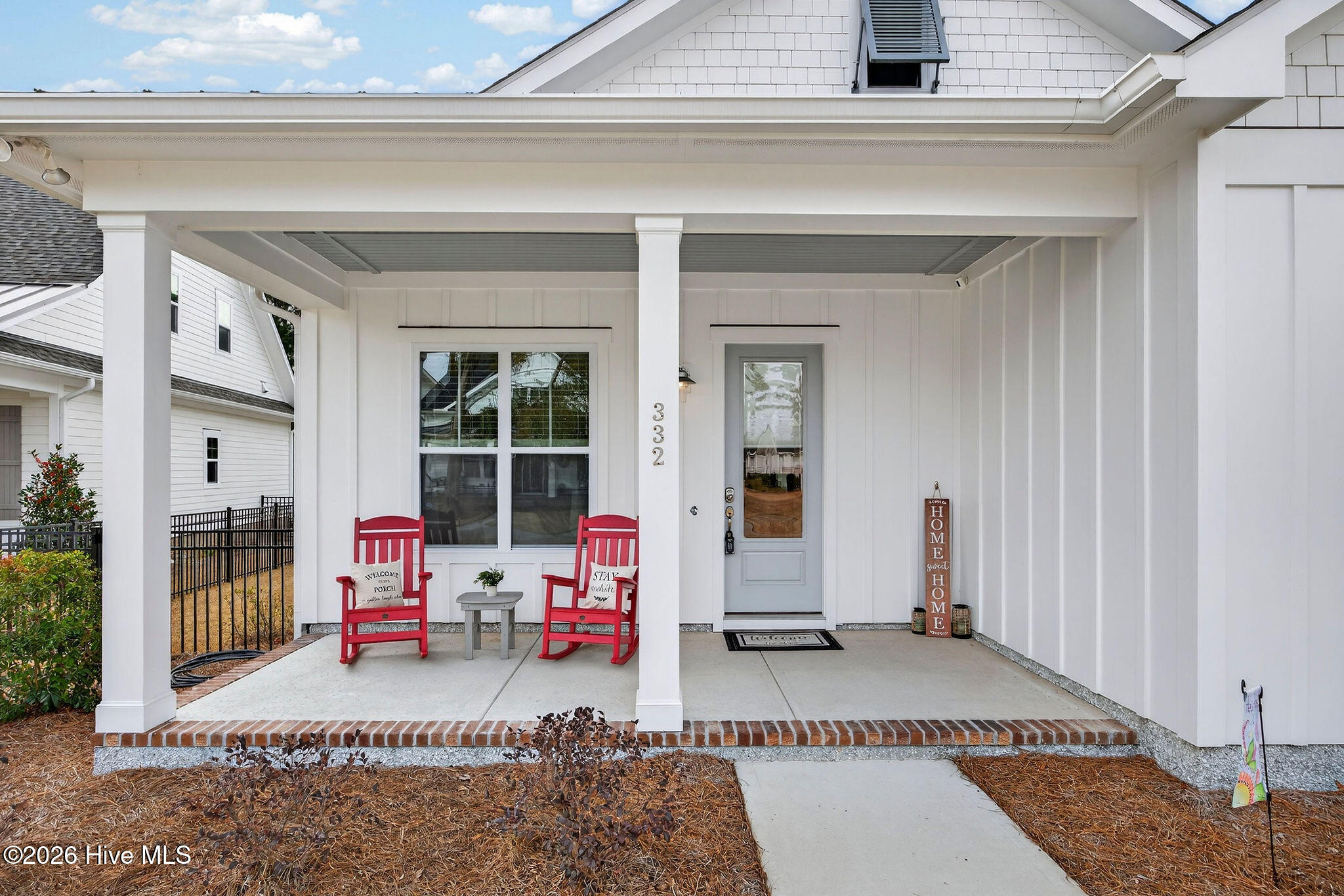 332 Cornubia Drive Property Photo 4