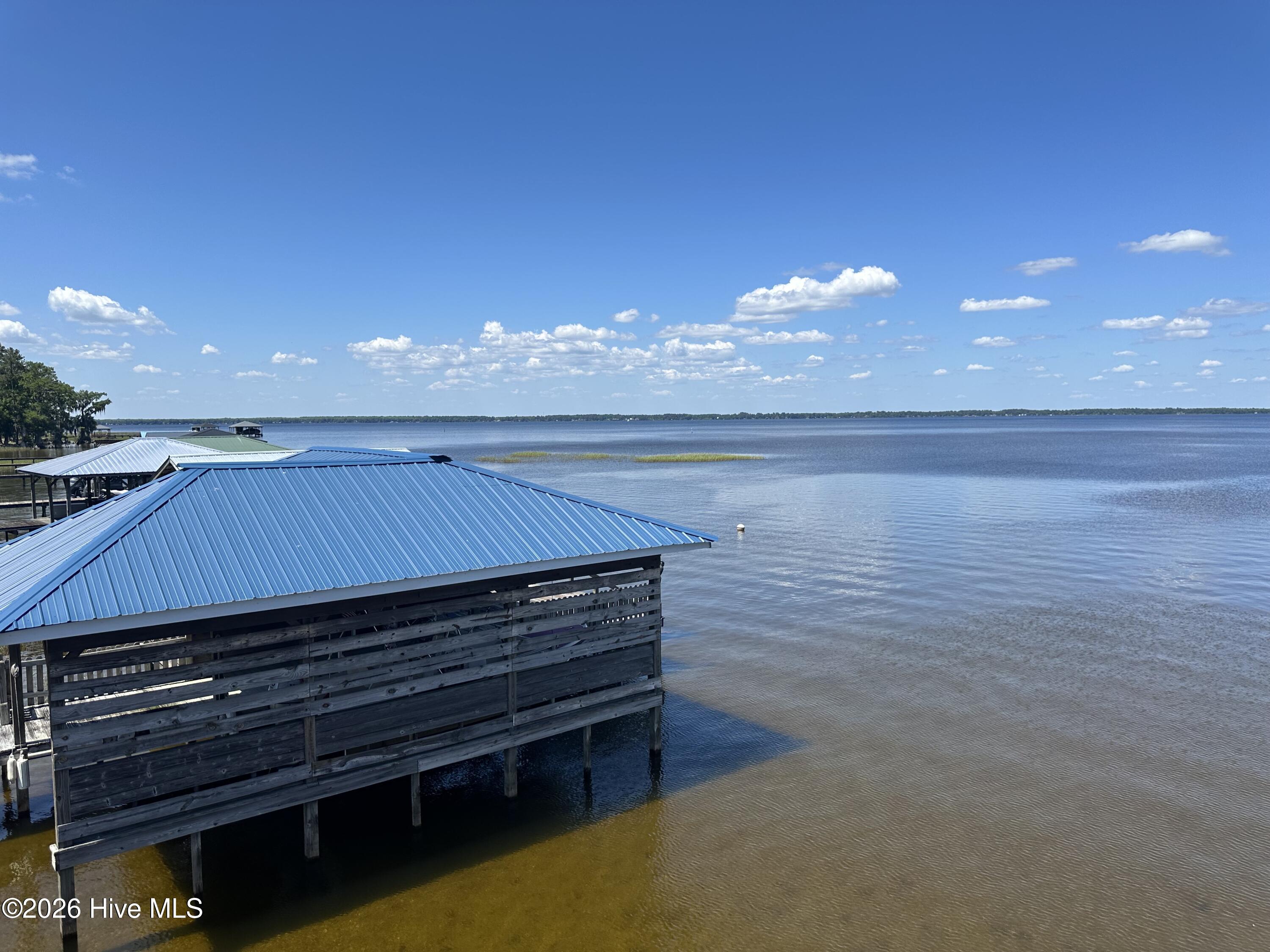 3935 Waccamaw Shores Road Property Photo 5