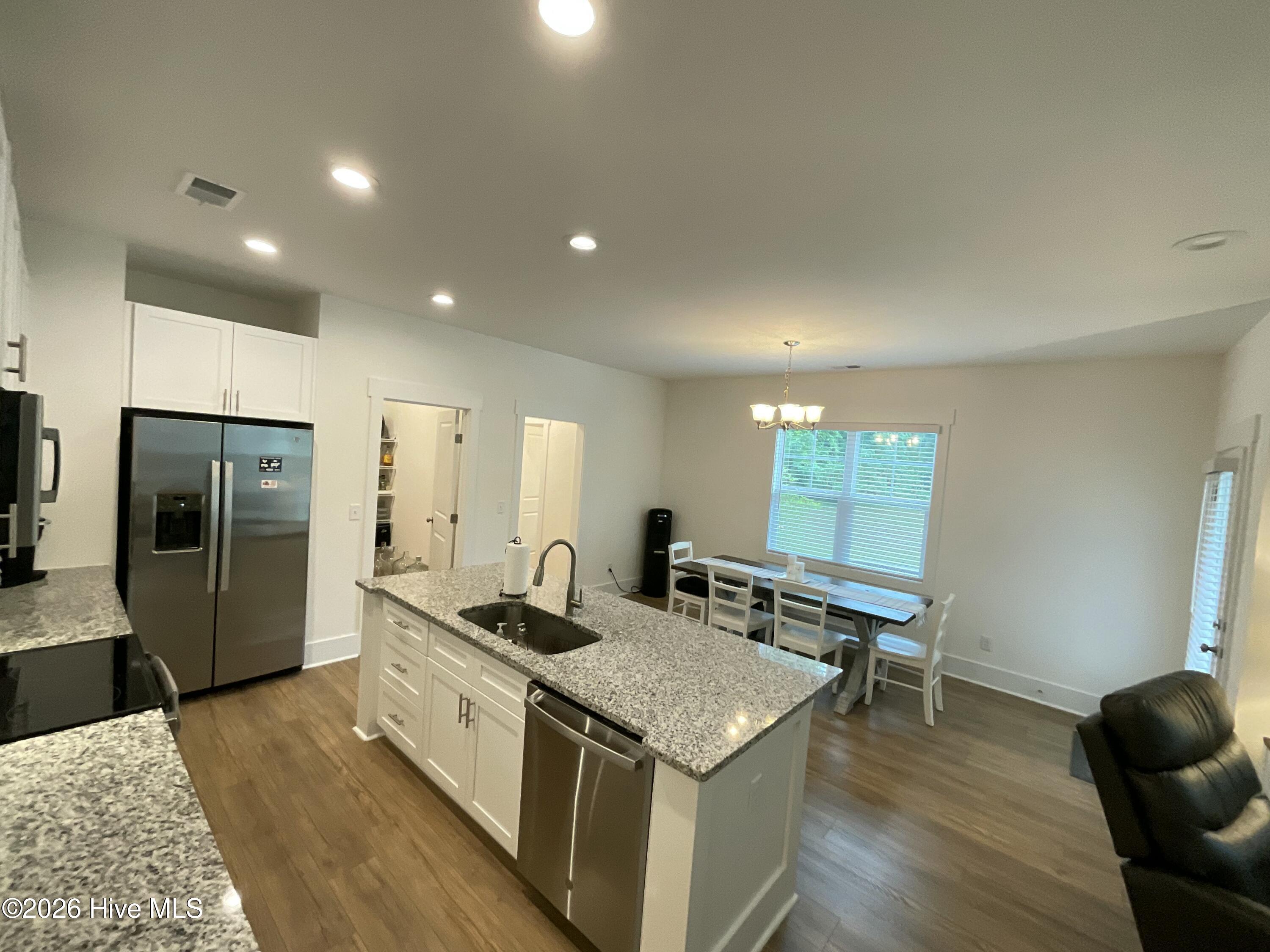 1425 Eco Circle Property Photo 15