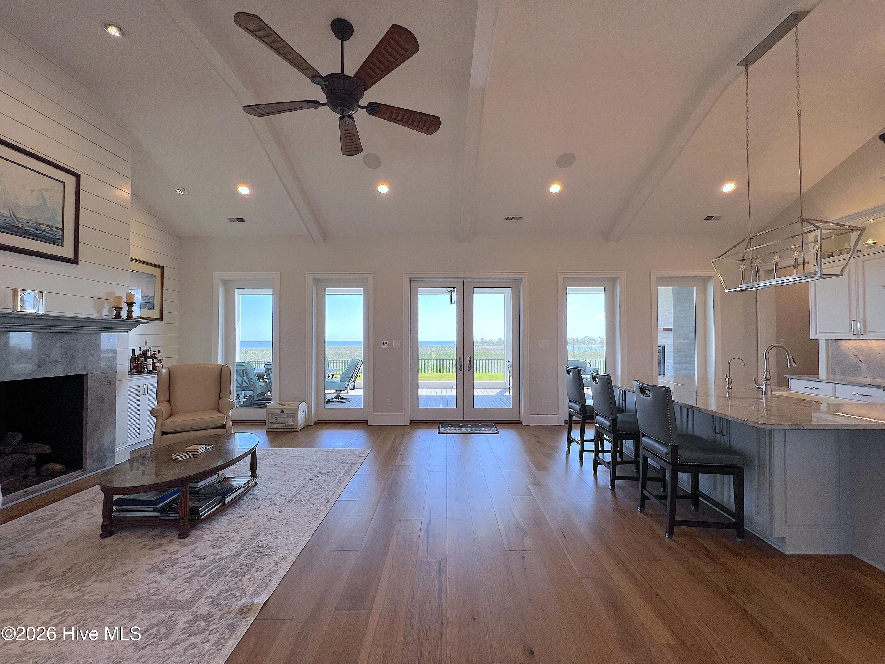 76 Soundside Drive Property Photo 14