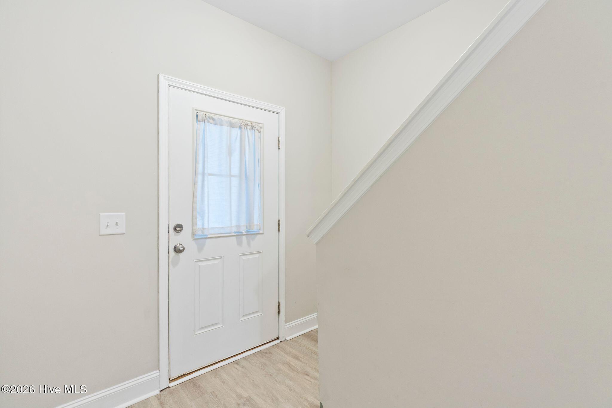 212 N Stingray Lane Property Photo 4