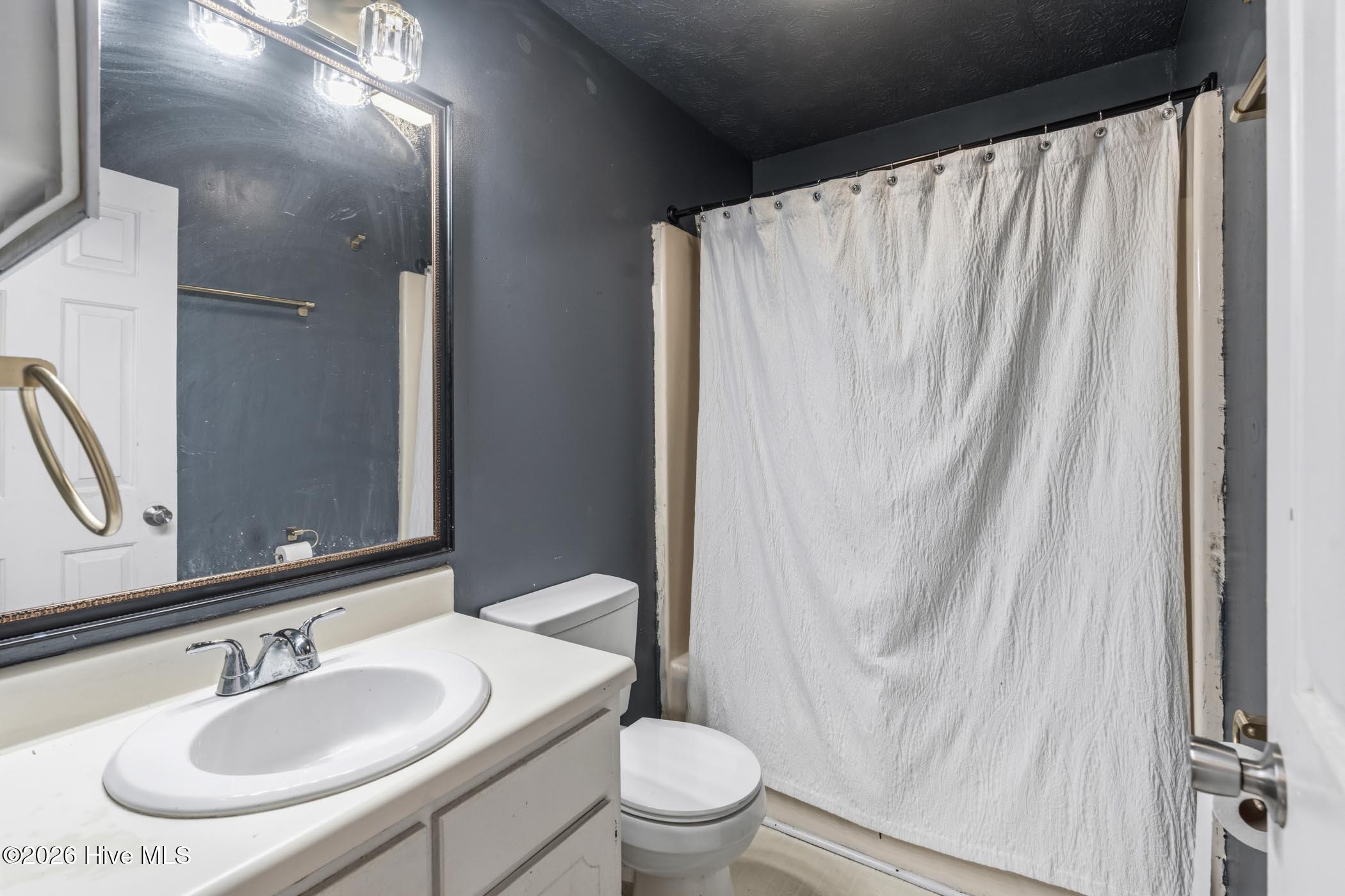 907 Thomas Street Property Photo 15