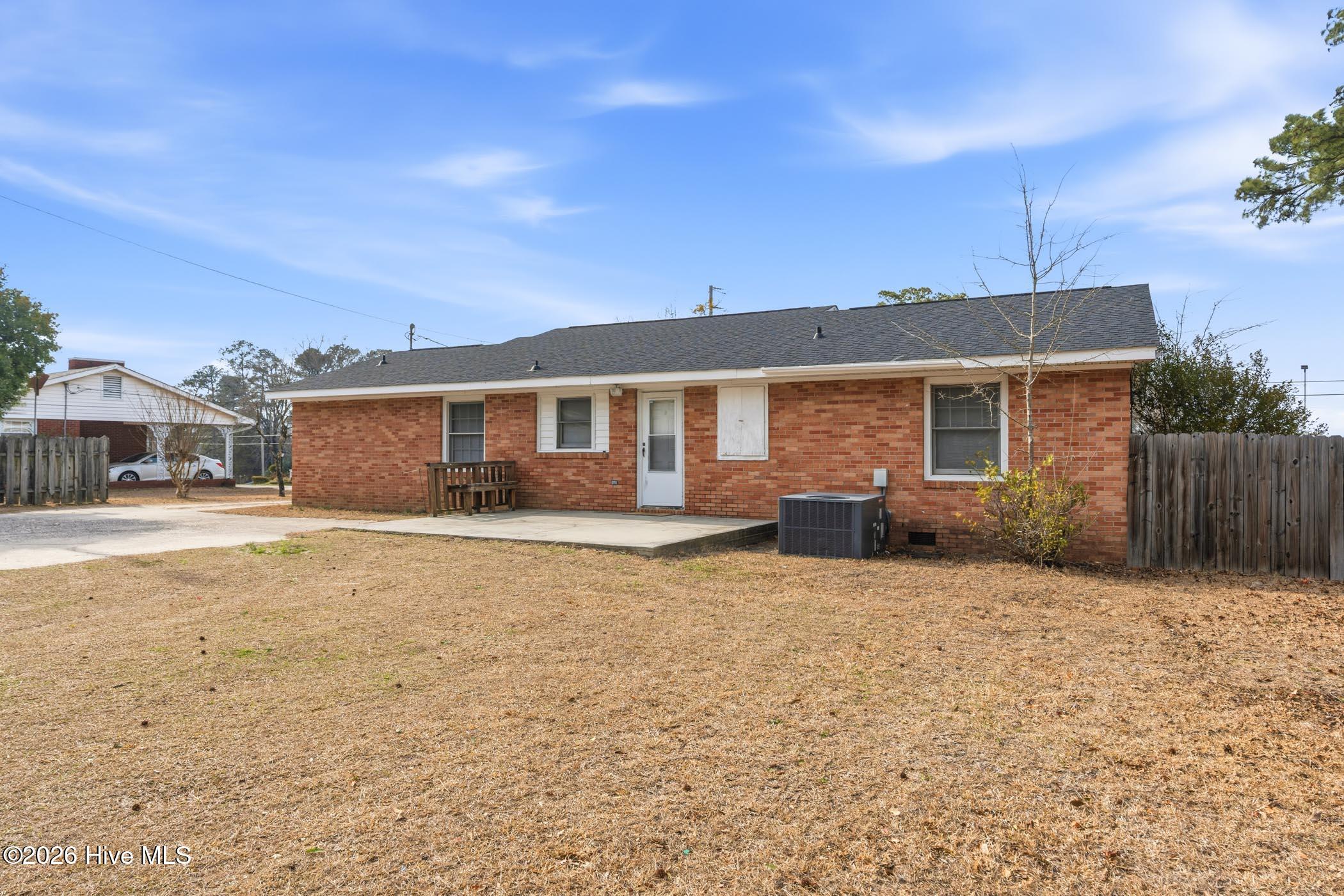 907 Thomas Street Property Photo 22