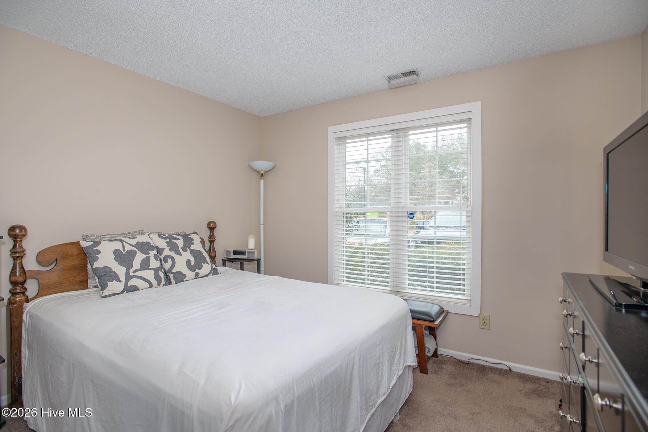 120 Crystal Pines Court Property Photo 8