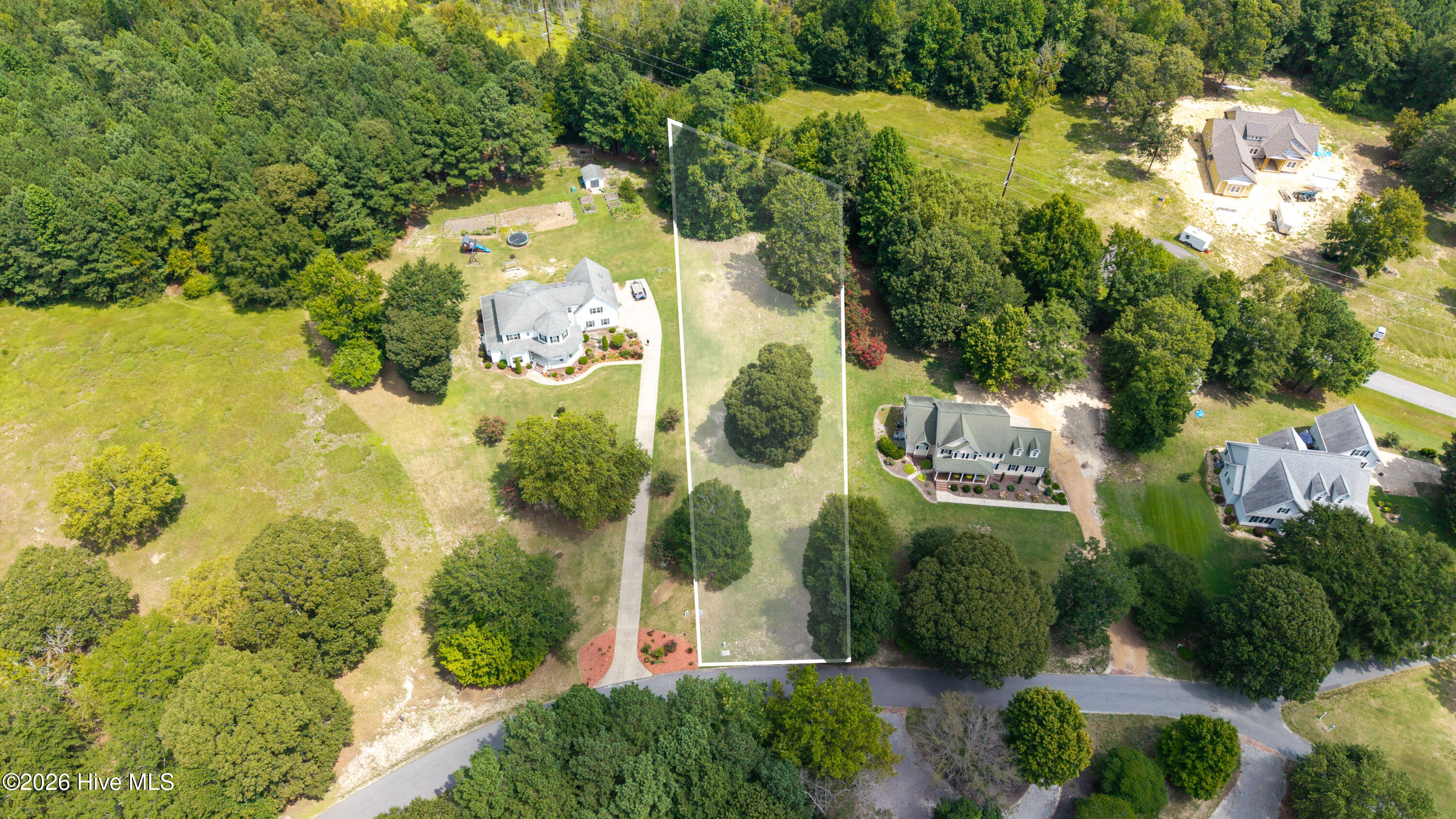 141 65 Lake Wood Drive Property Photo 4