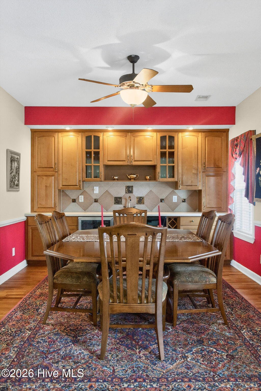 1126 N Middleton Drive Nw Property Photo 9