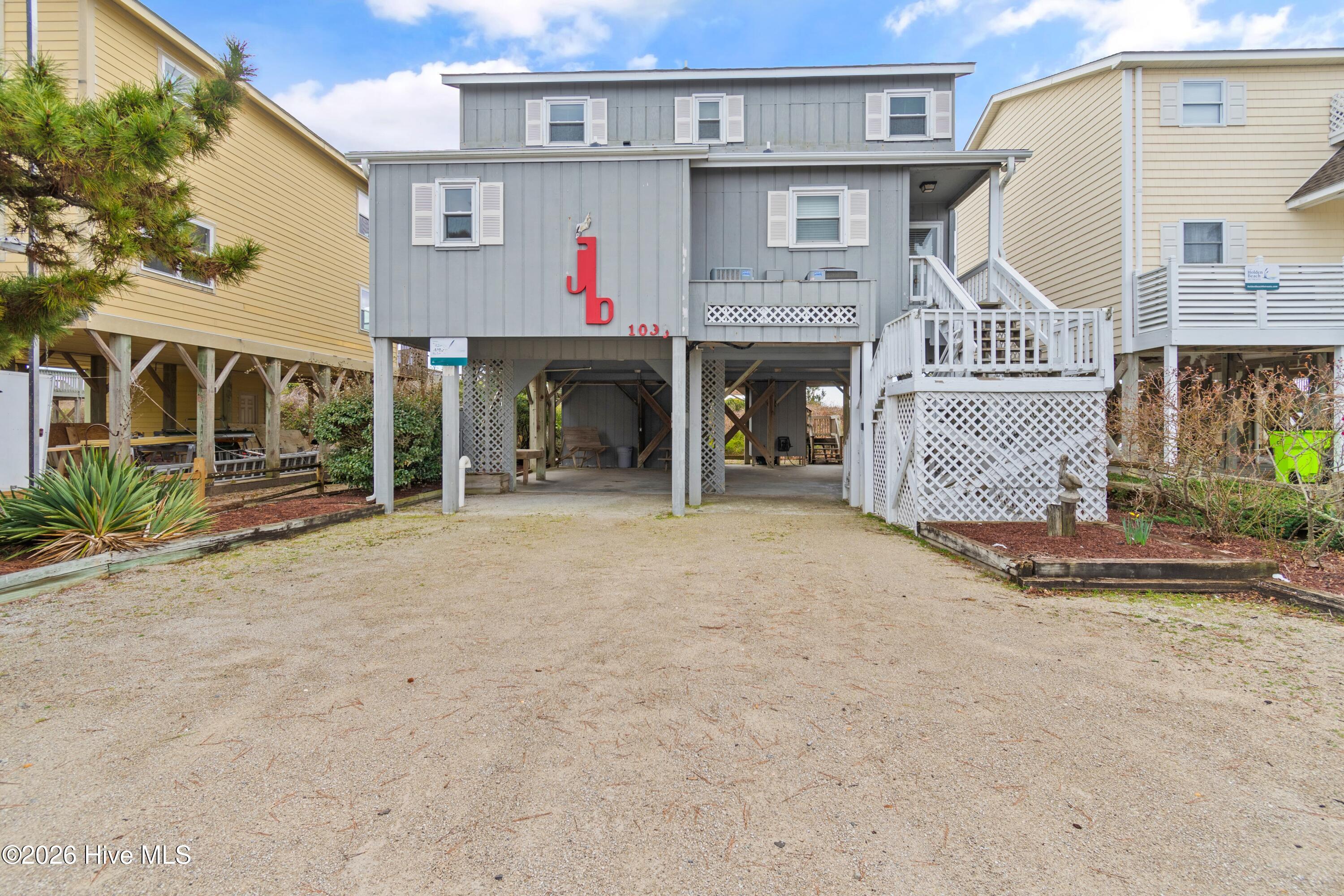 1099 Ocean Boulevard W Property Photo 2