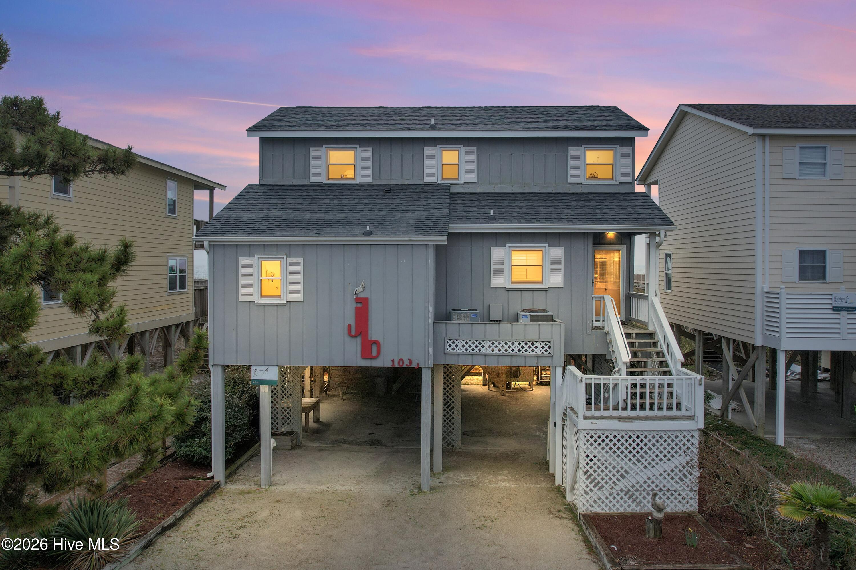 1099 Ocean Boulevard W Property Photo 3