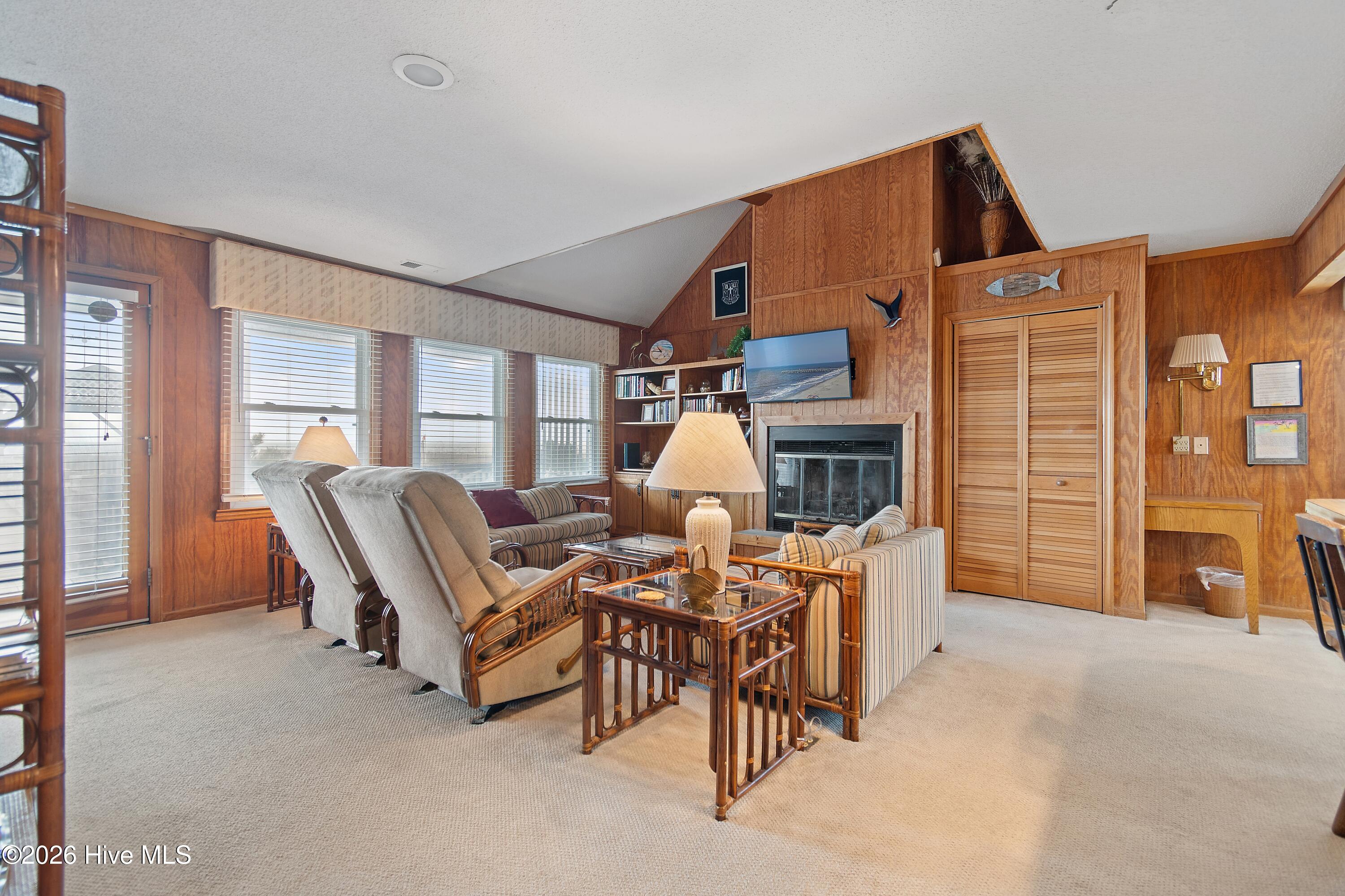 1099 Ocean Boulevard W Property Photo 12