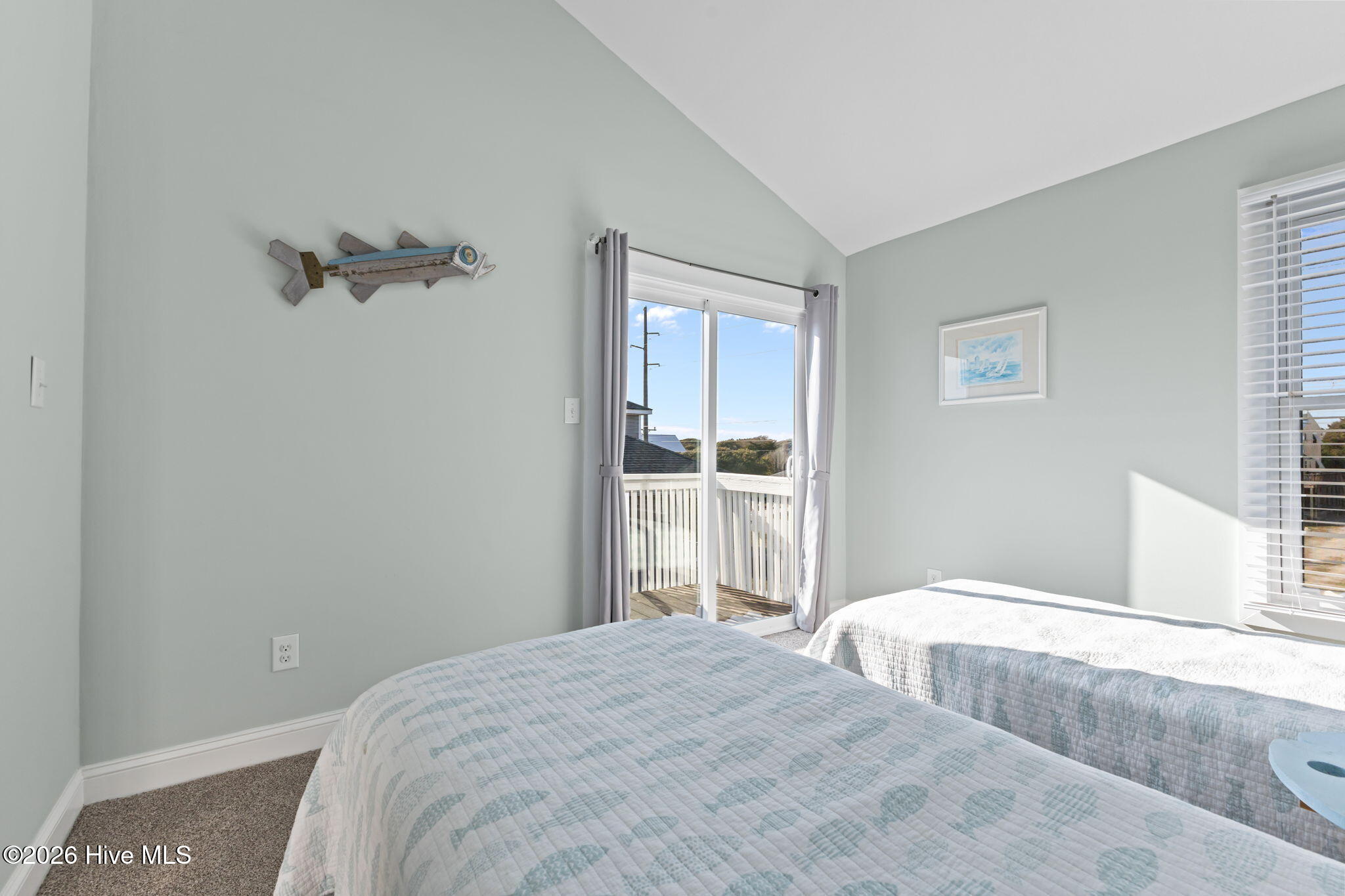5423 Emerald Drive Property Photo 54