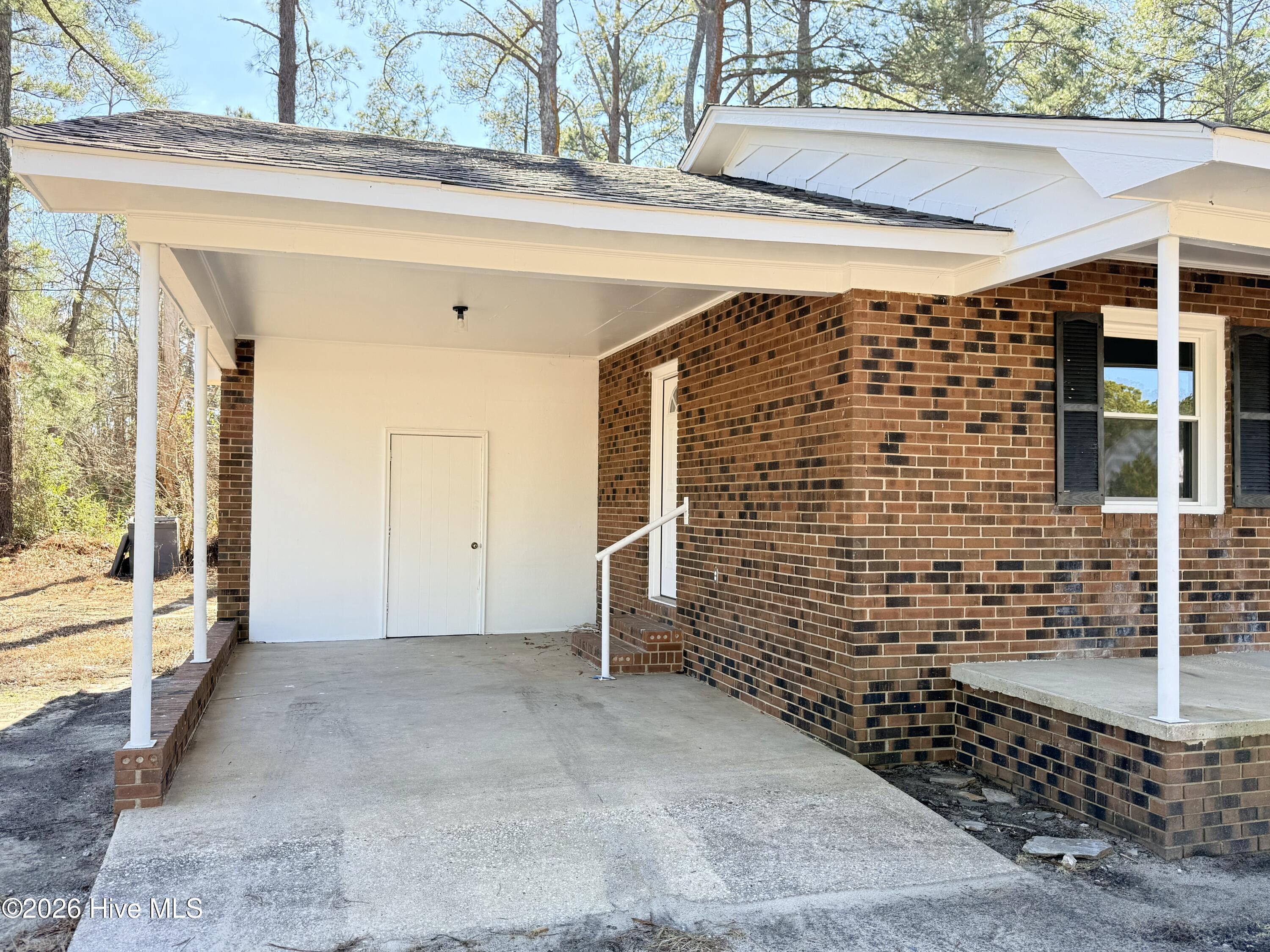 2220 Nc-211 Property Photo 5
