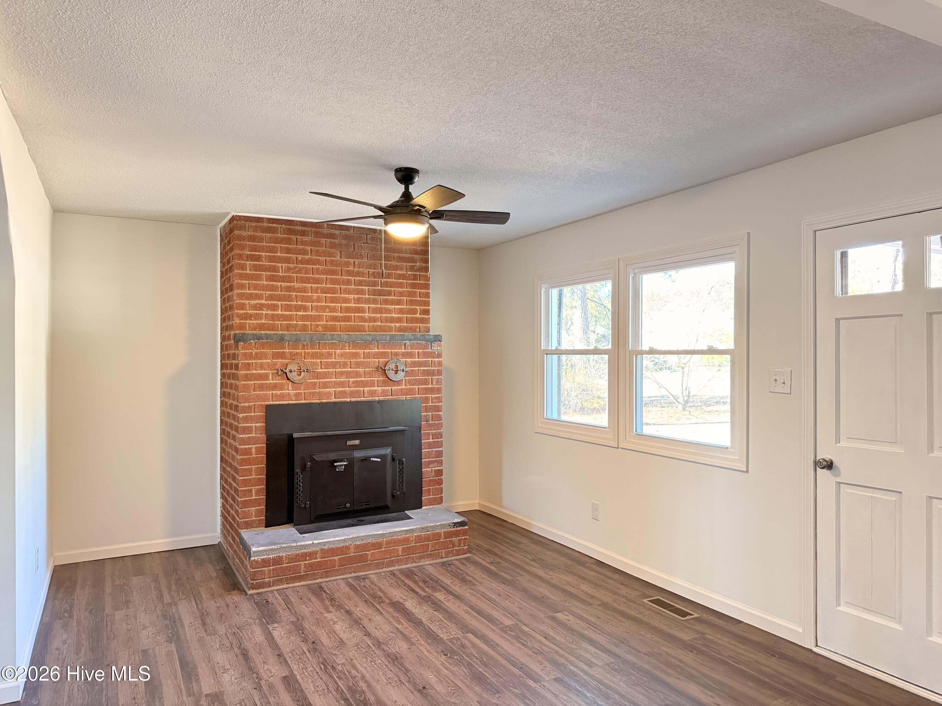 2220 Nc-211 Property Photo 8
