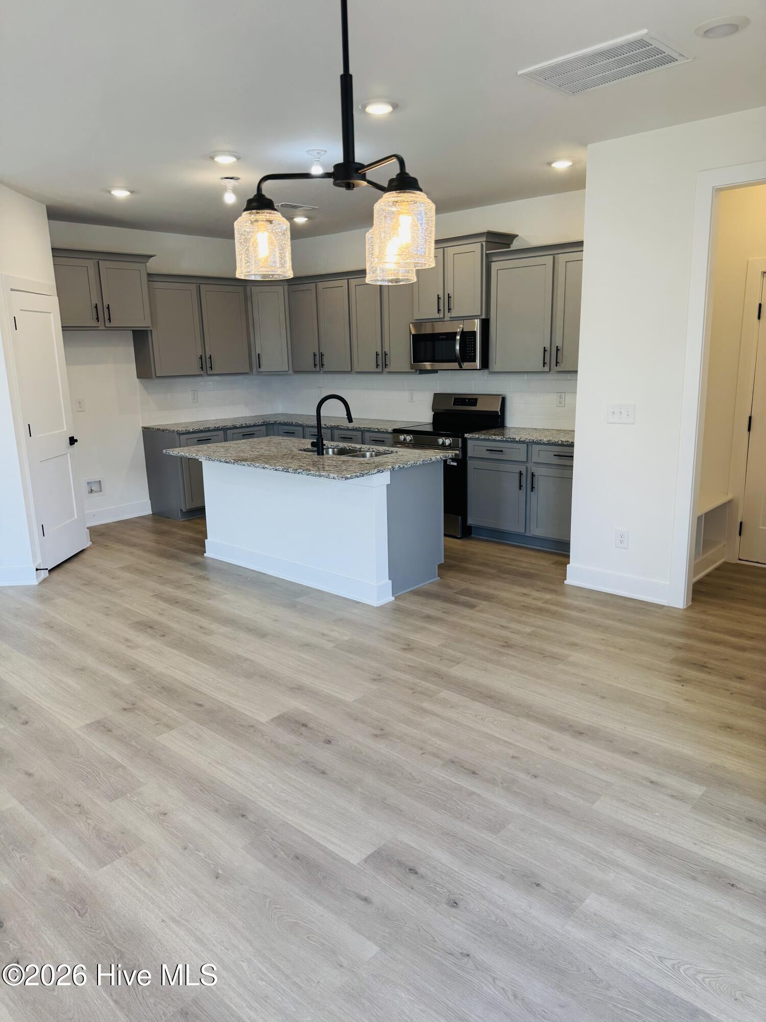 21 Joyner Park Drive Property Photo 2