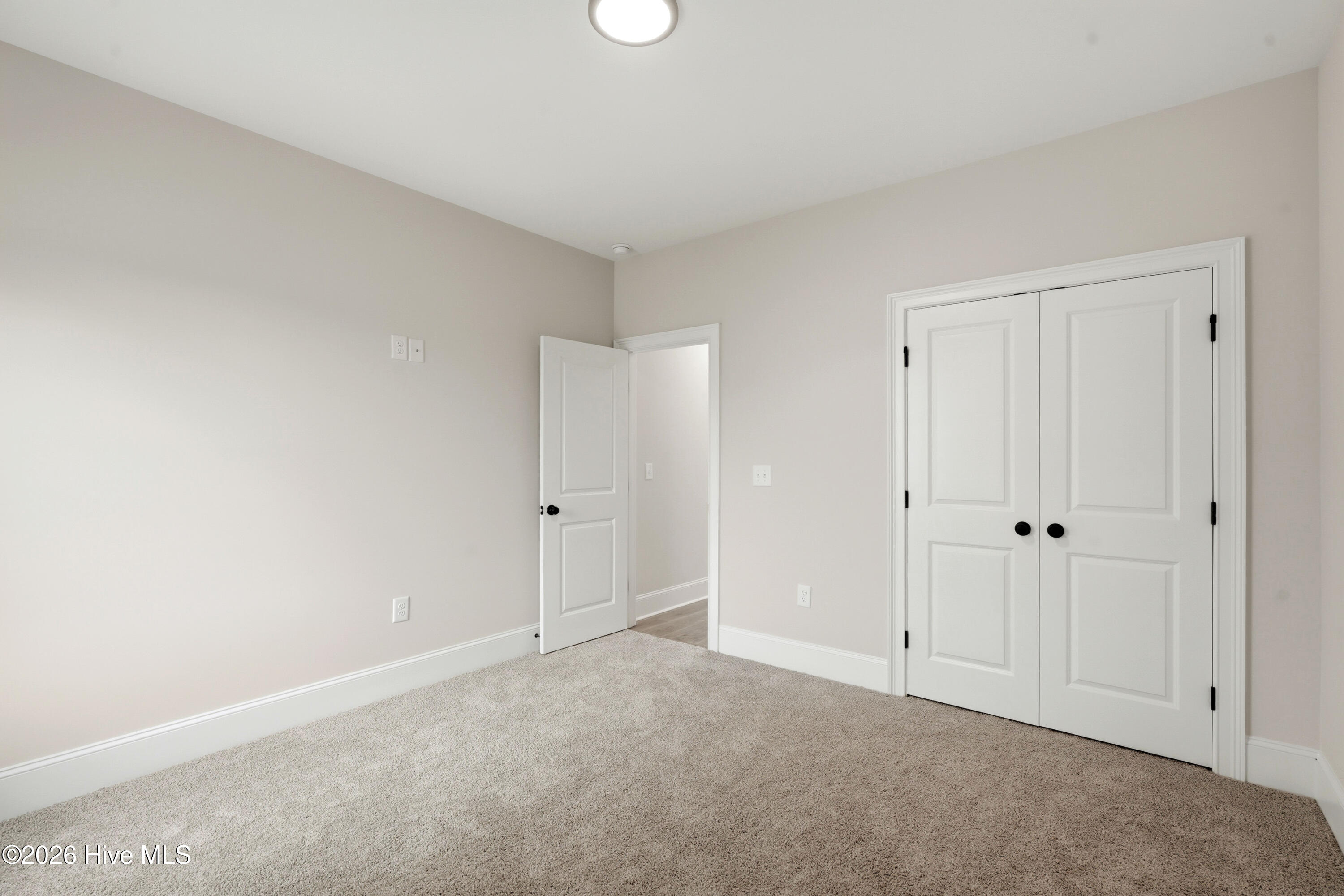340 Leslie Road Property Photo 35