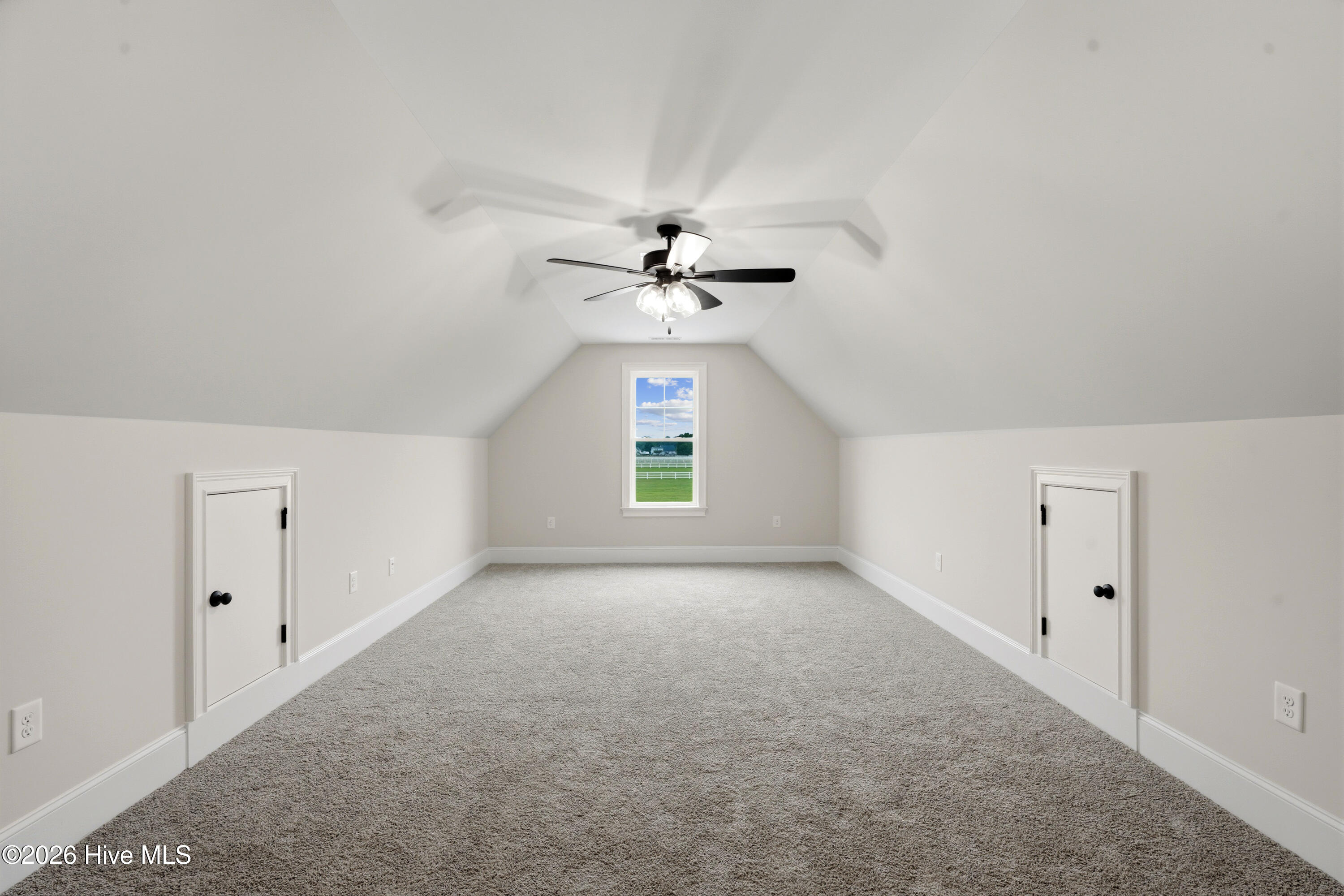 340 Leslie Road Property Photo 41