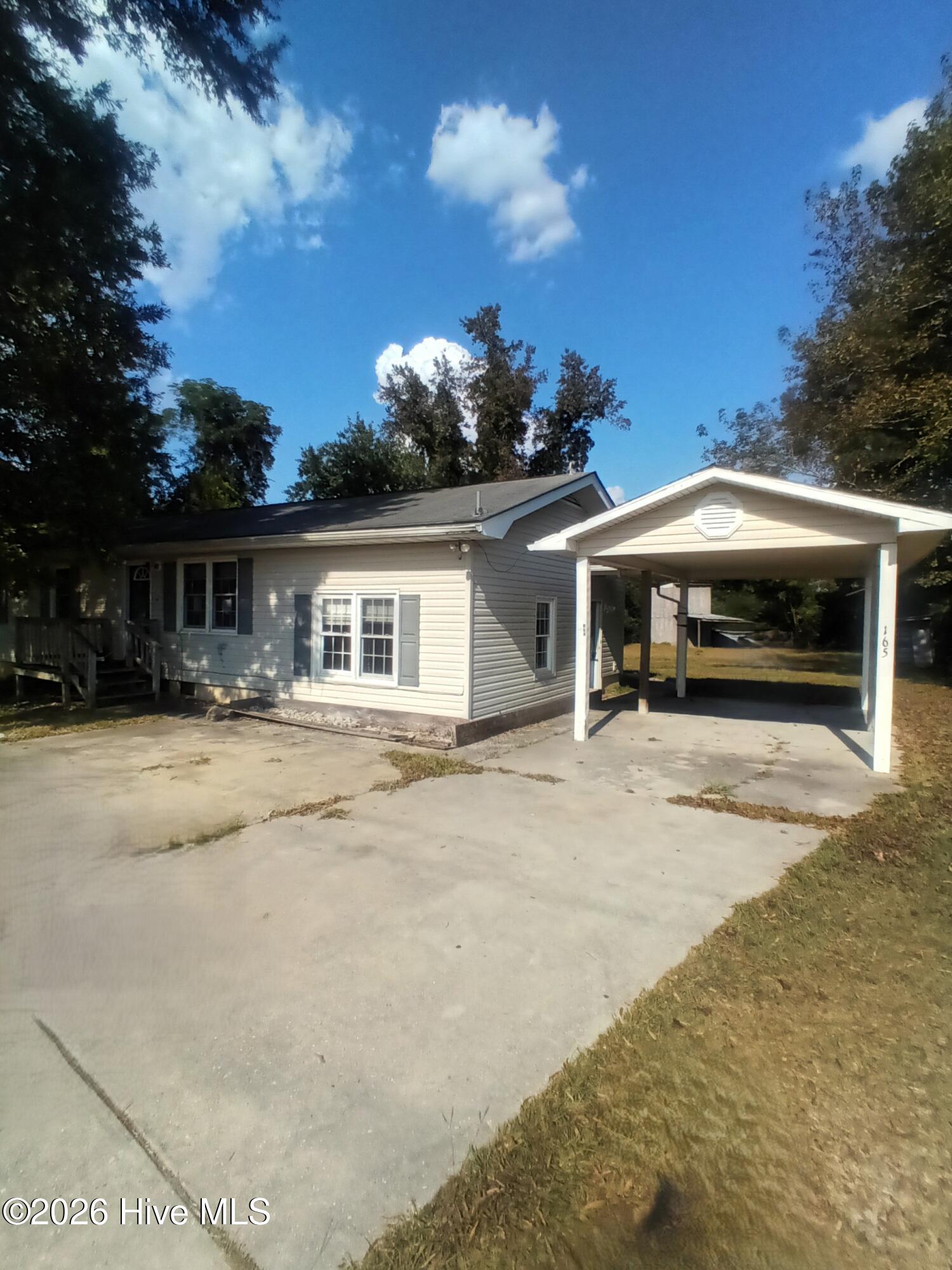 165 Shaw Road Property Photo 2
