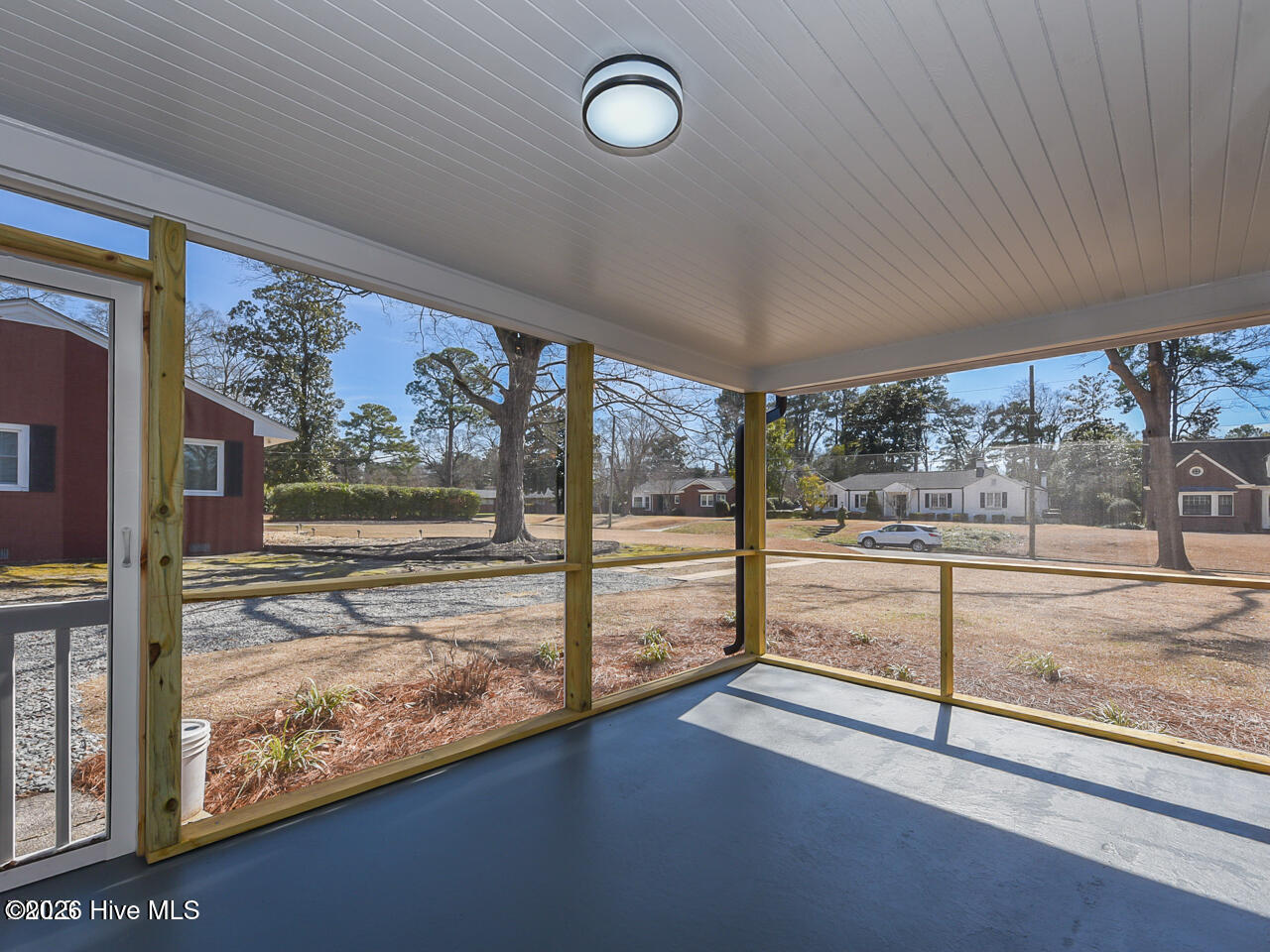 603 Beech Street Property Photo 4