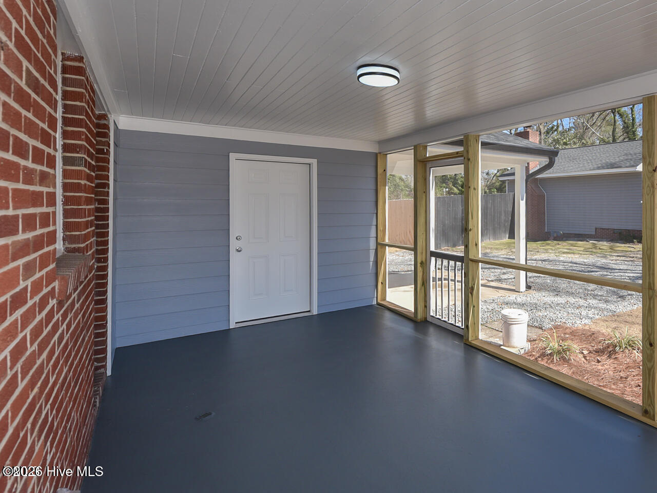 603 Beech Street Property Photo 5