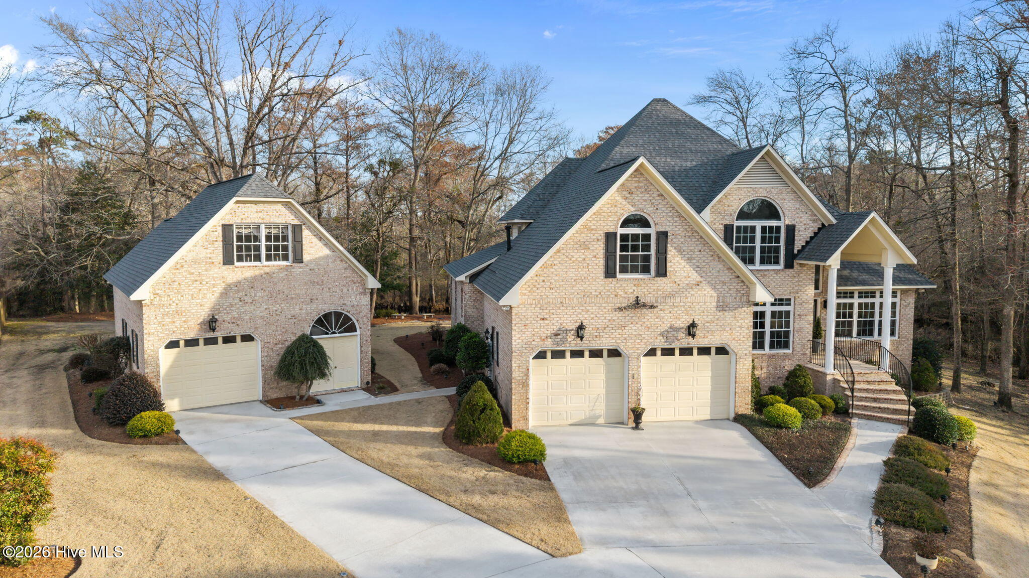 101 Raccoon Run Property Photo 3