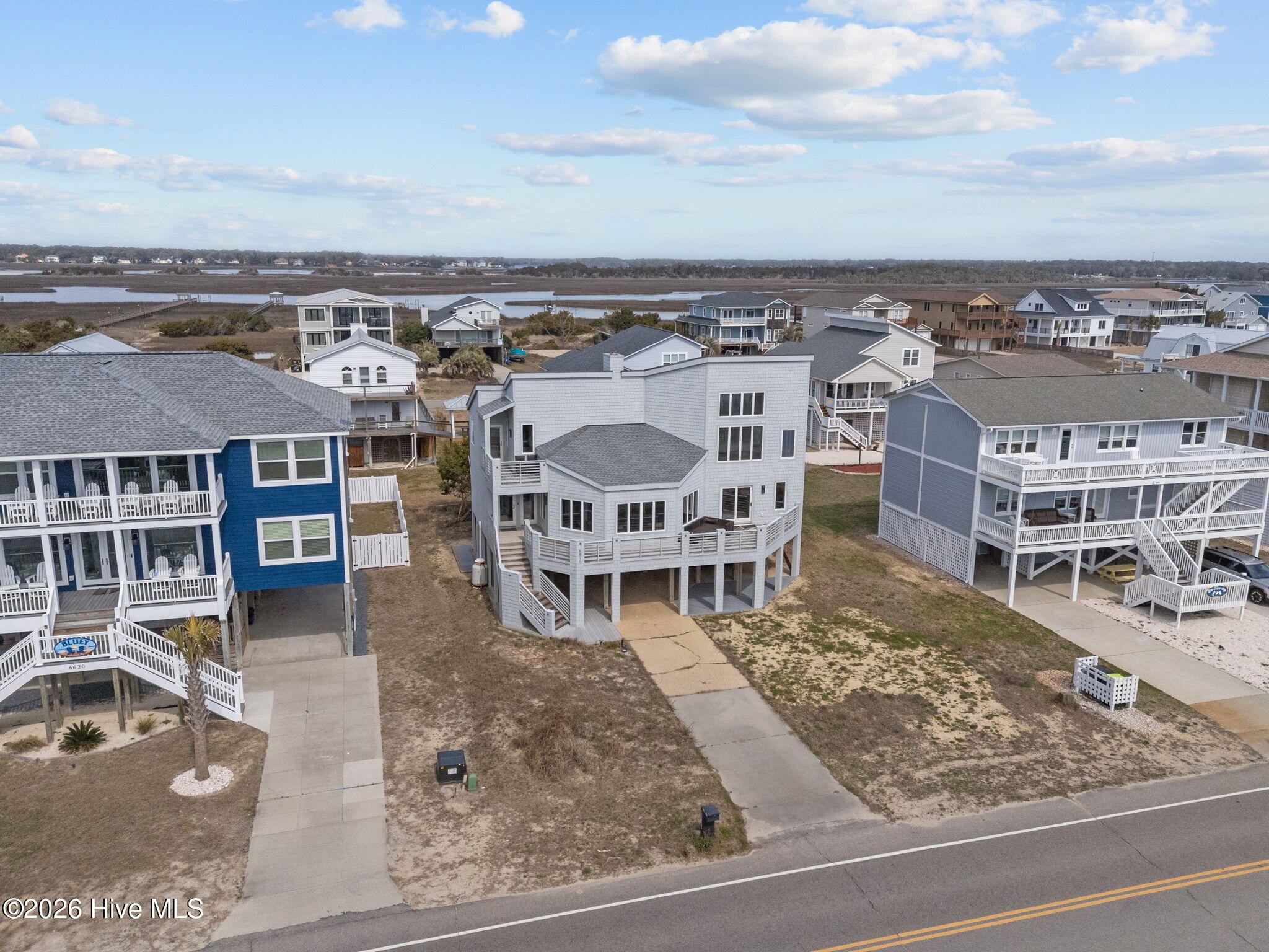6618 W Beach Drive Property Photo 13