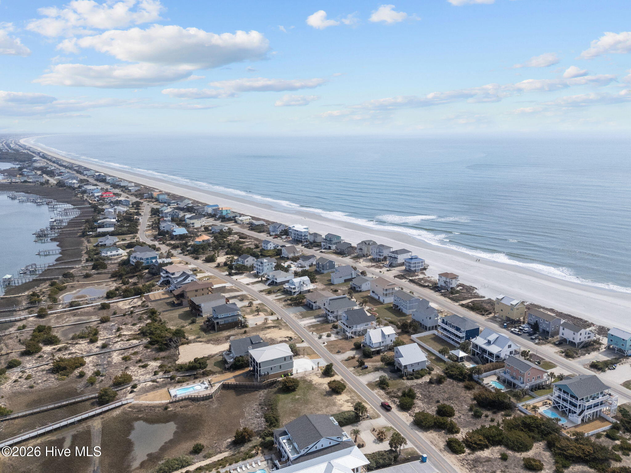 6618 W Beach Drive Property Photo 20