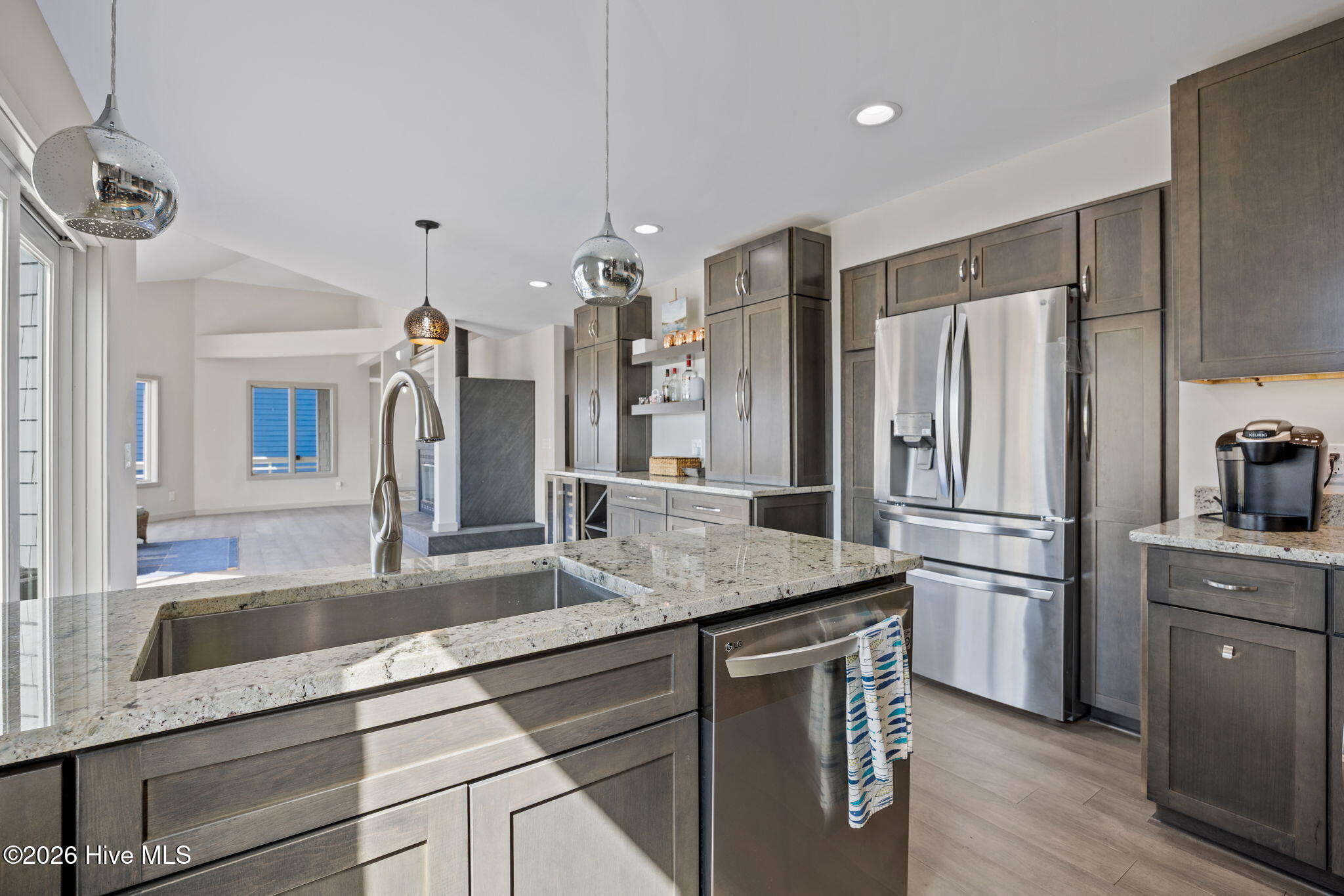 6618 W Beach Drive Property Photo 33