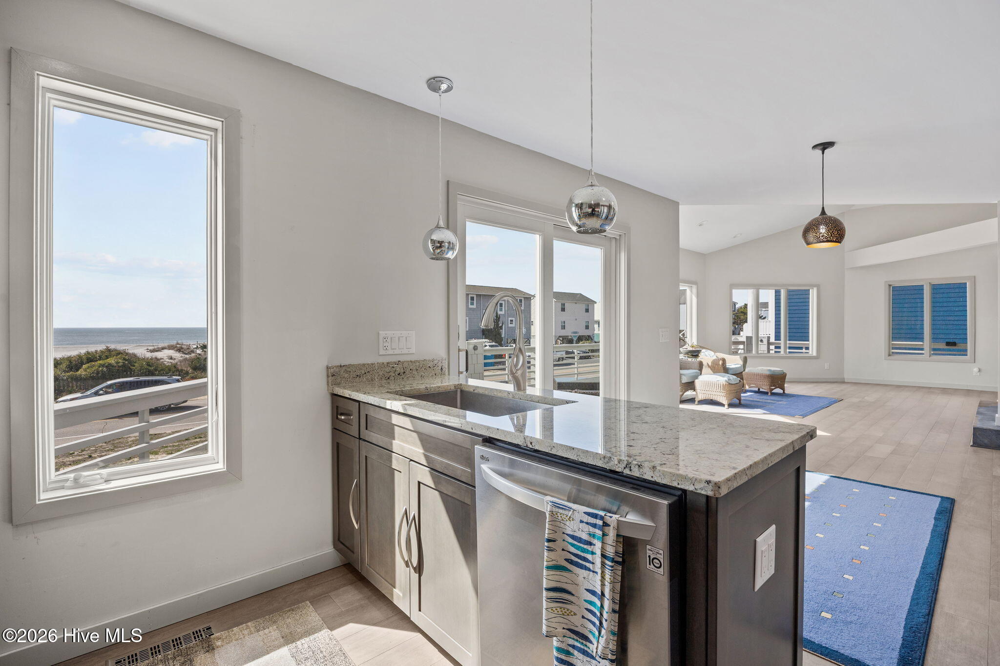 6618 W Beach Drive Property Photo 35