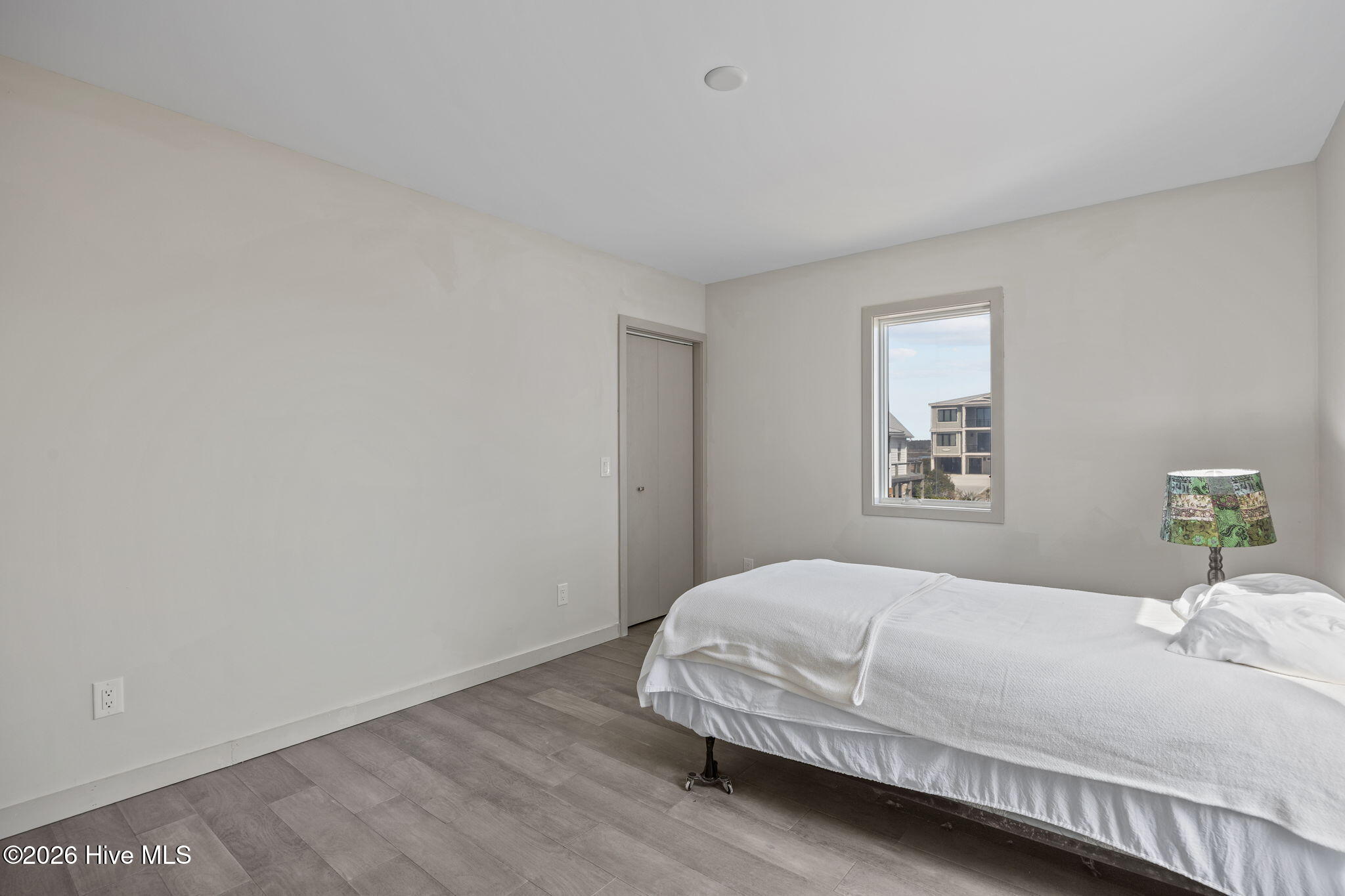 6618 W Beach Drive Property Photo 37