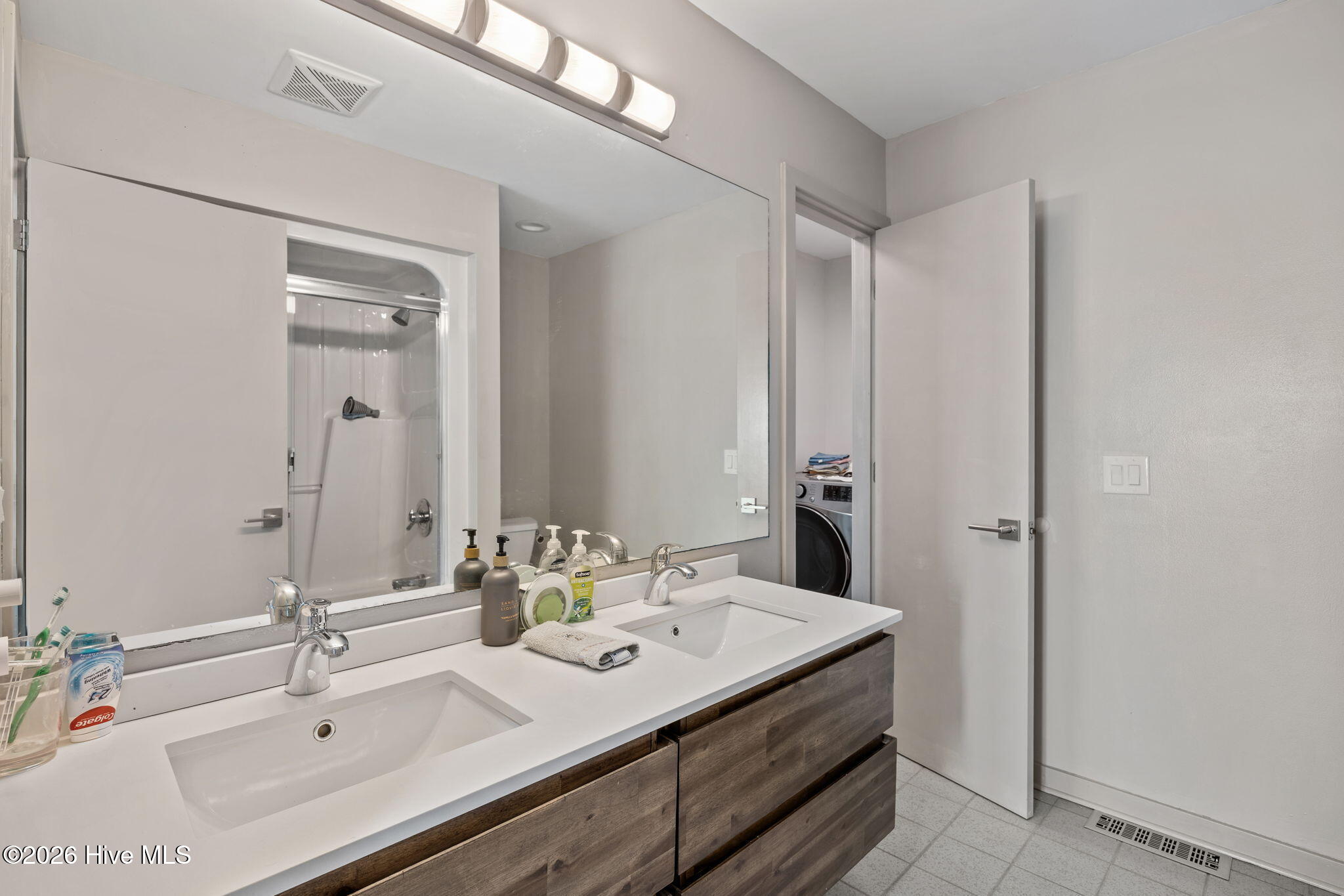 6618 W Beach Drive Property Photo 39