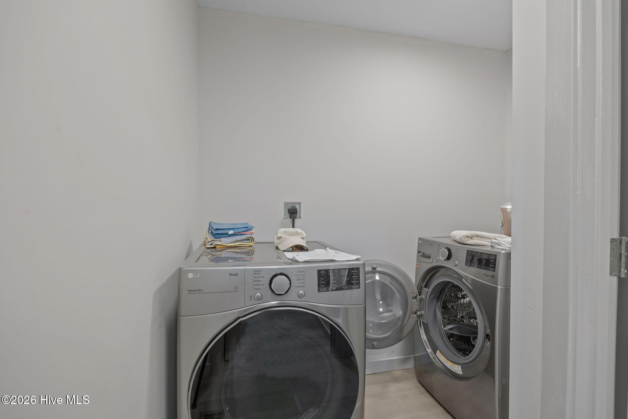 6618 W Beach Drive Property Photo 40