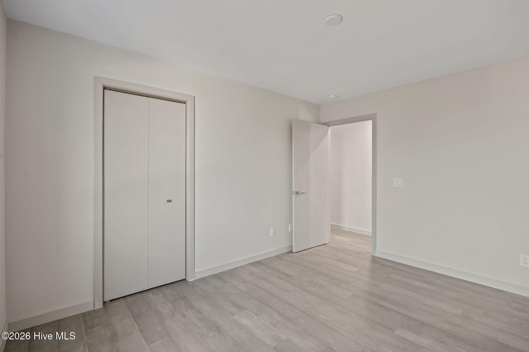 6618 W Beach Drive Property Photo 44