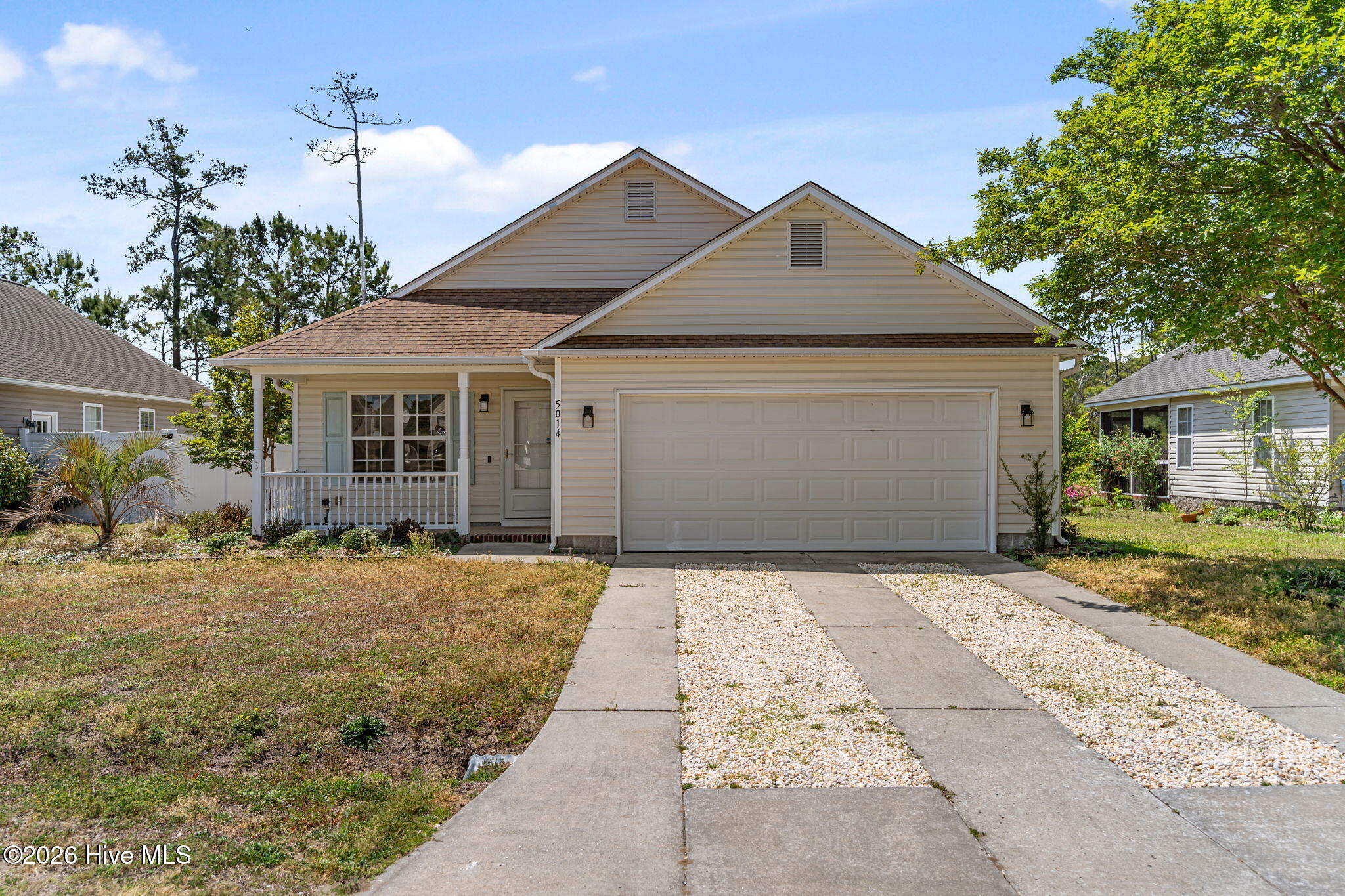 5014 N Hampton Drive Se Property Photo 2