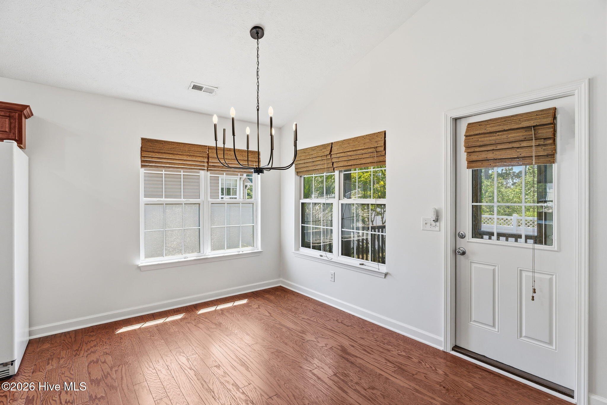 5014 N Hampton Drive Se Property Photo 26