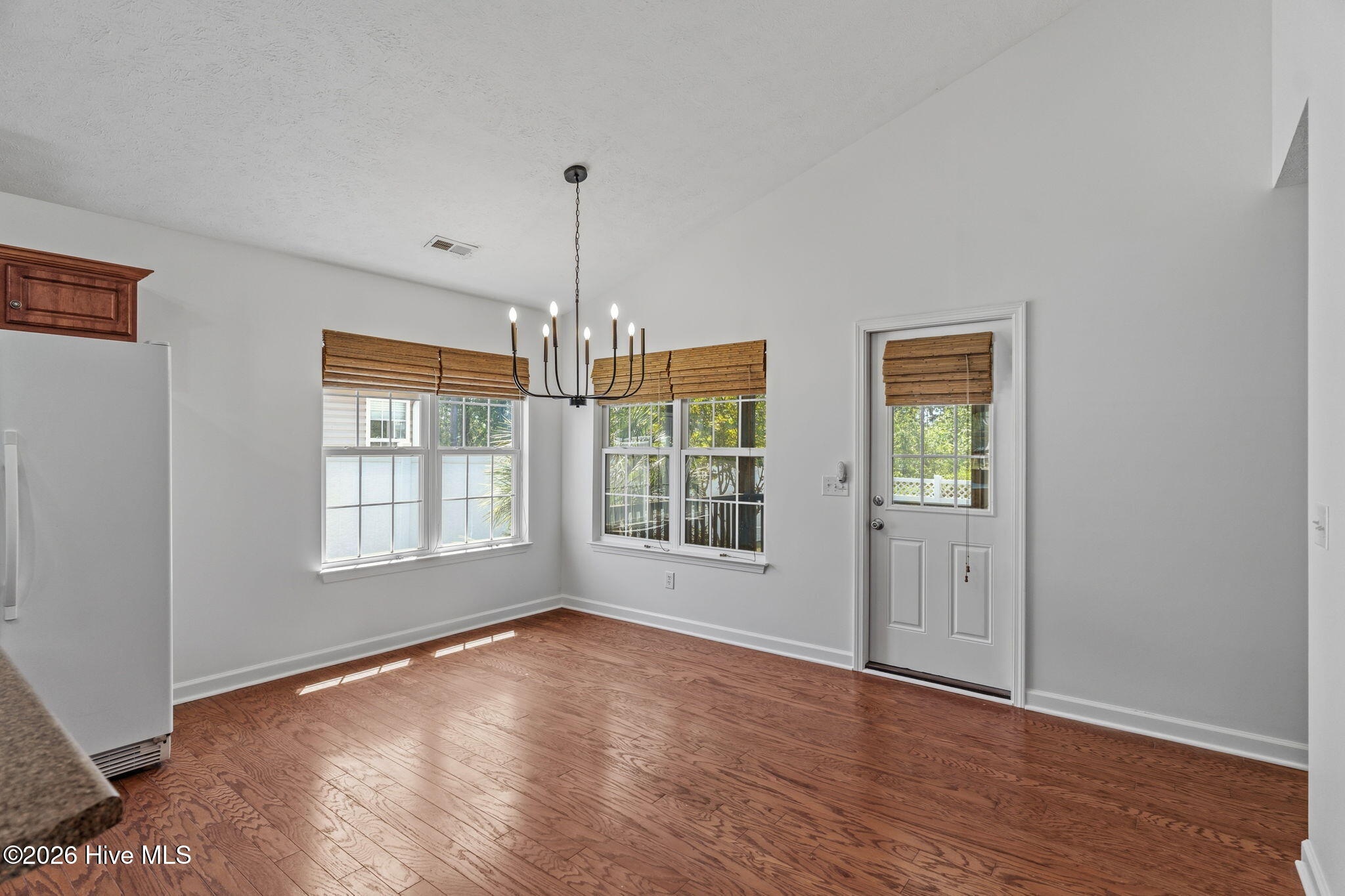 5014 N Hampton Drive Se Property Photo 27