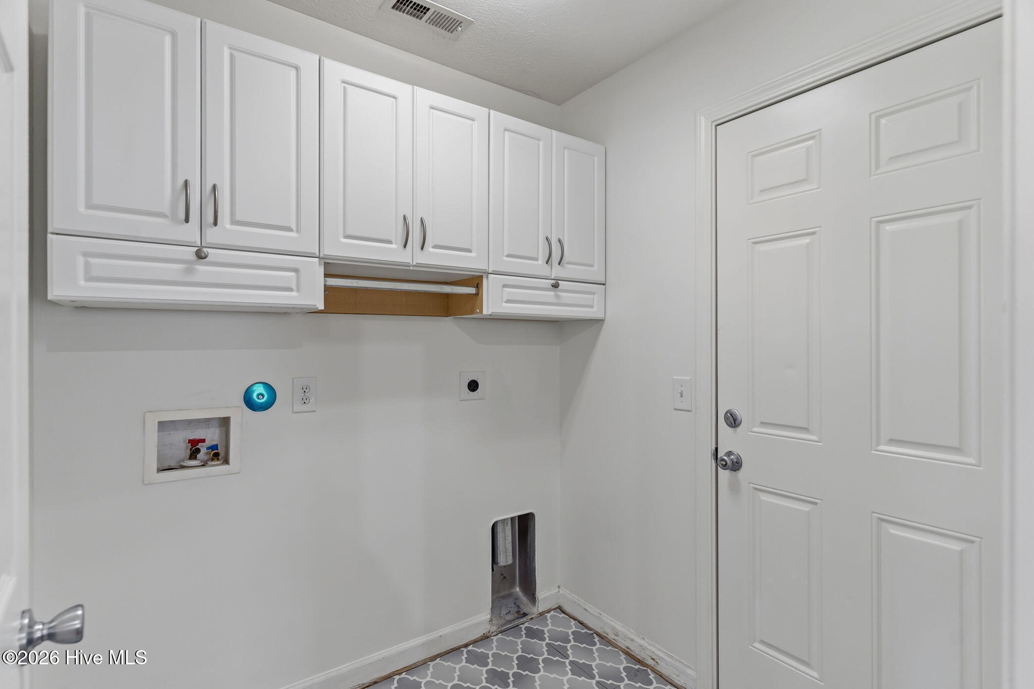 5014 N Hampton Drive Se Property Photo 37