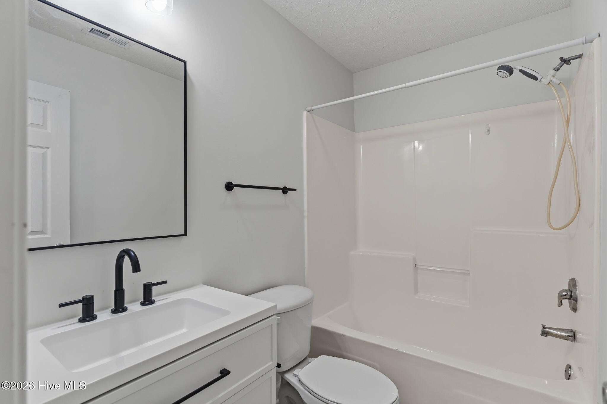 5014 N Hampton Drive Se Property Photo 48