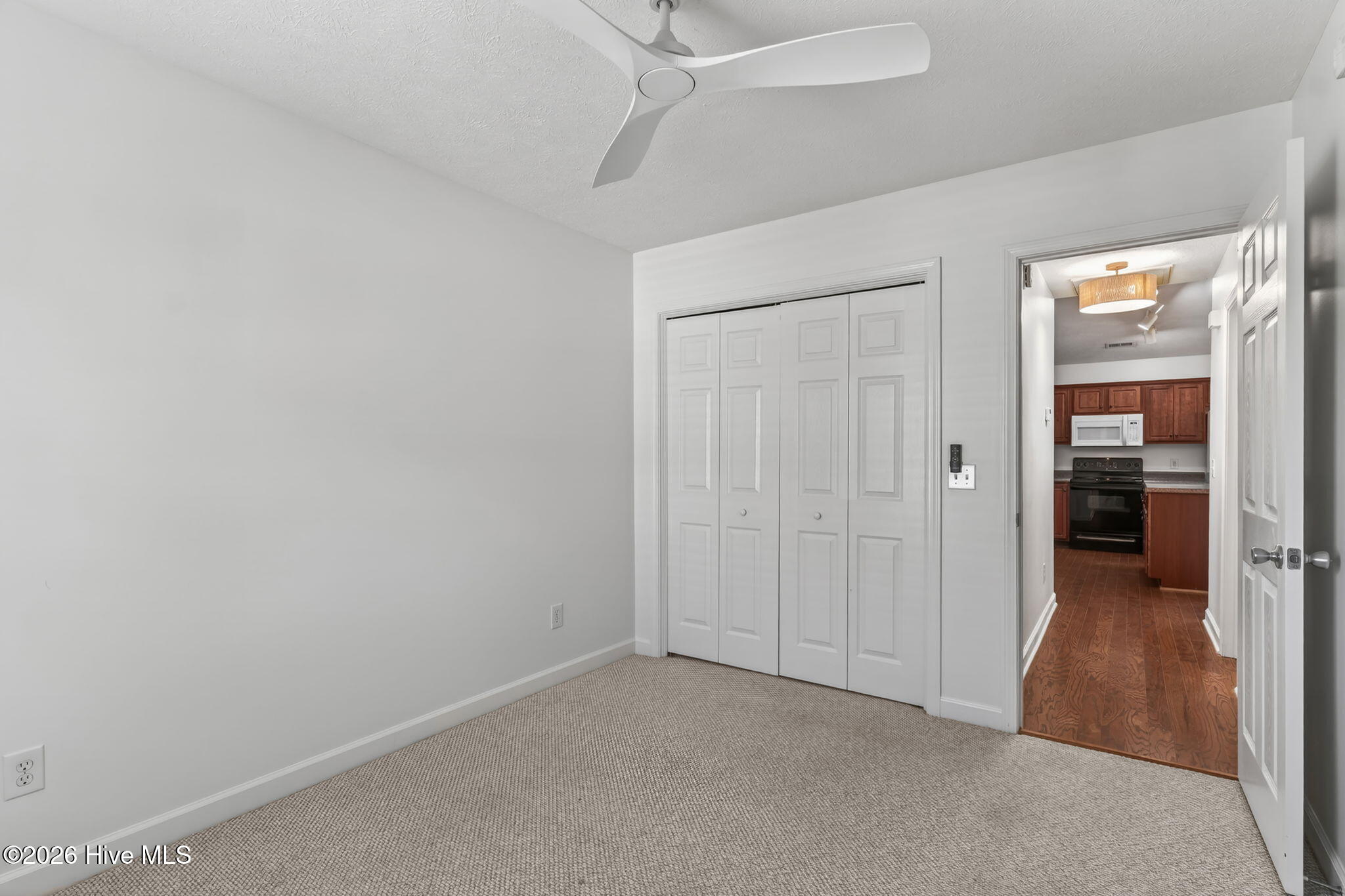 5014 N Hampton Drive Se Property Photo 50