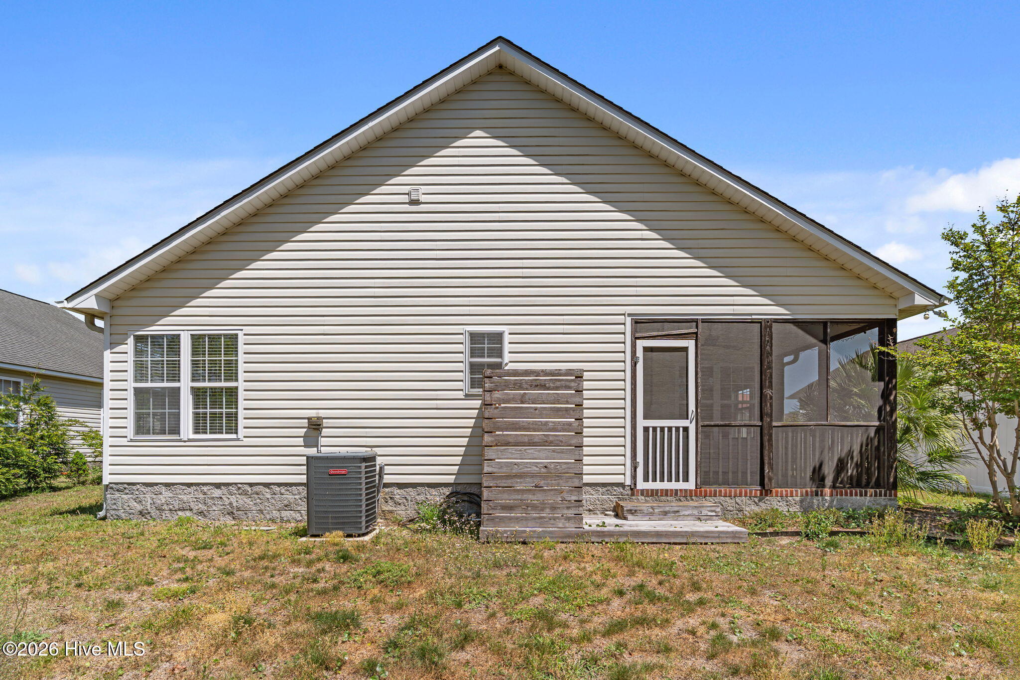 5014 N Hampton Drive Se Property Photo 58