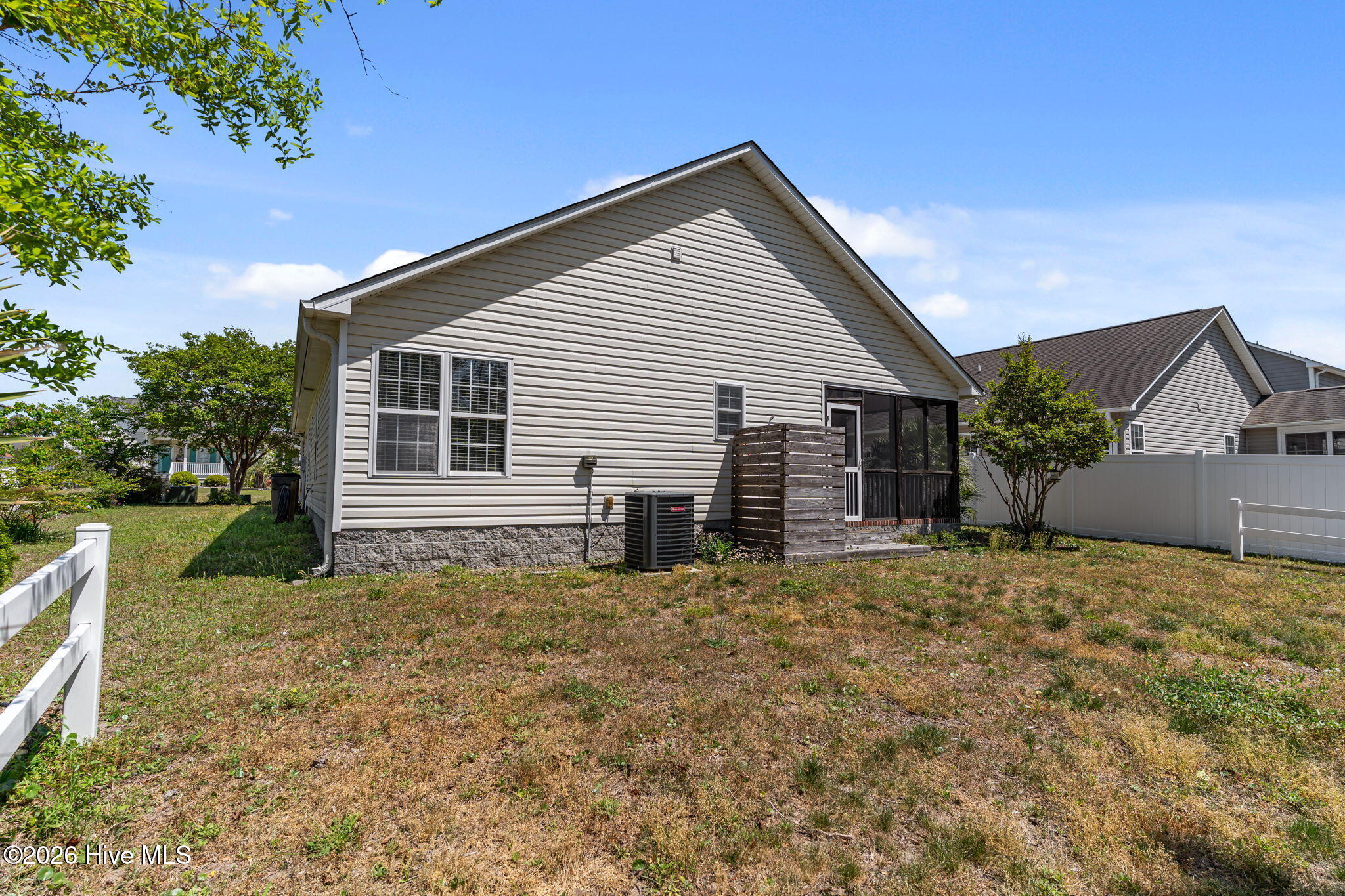 5014 N Hampton Drive Se Property Photo 59