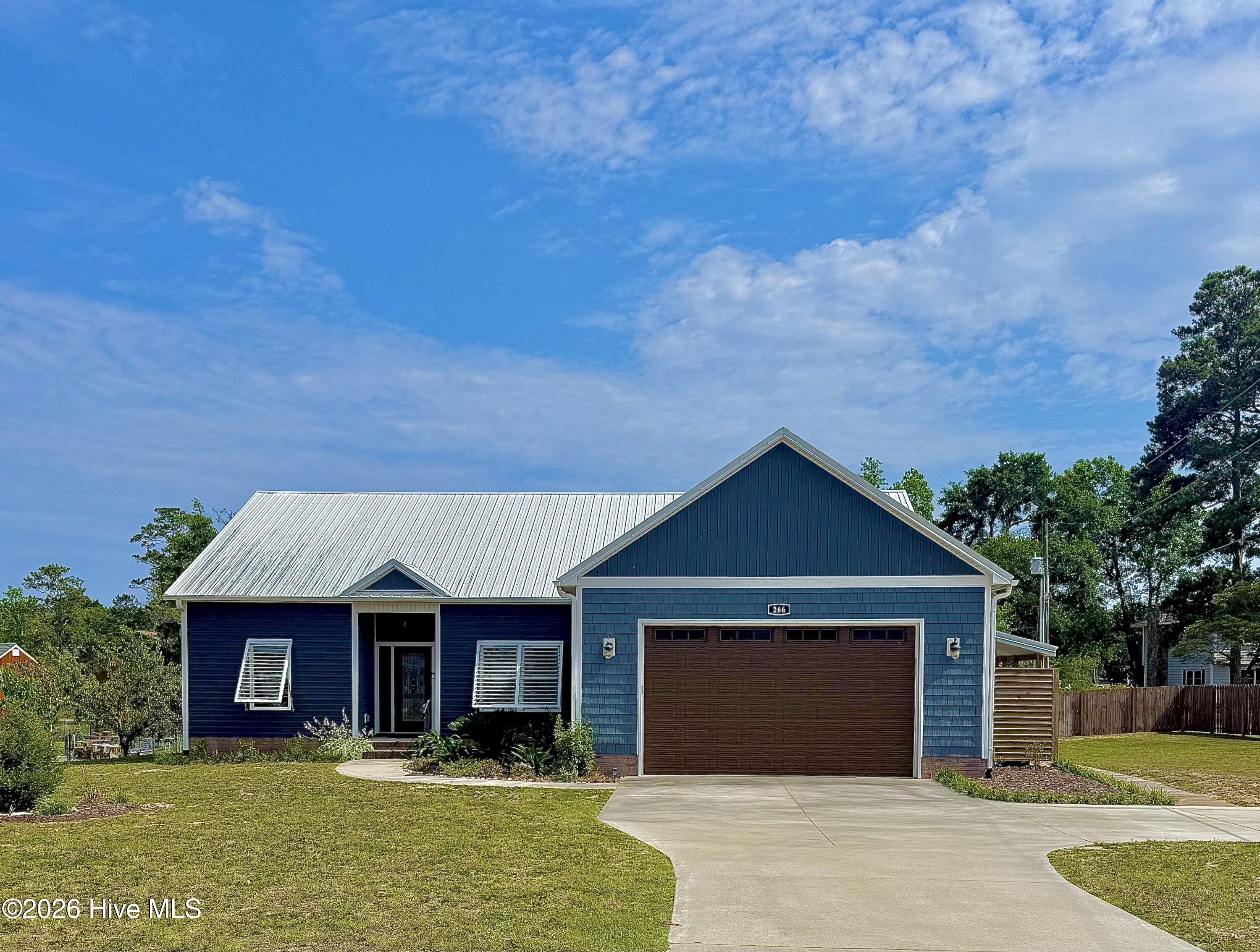 266 Ennett Lane Property Photo 1