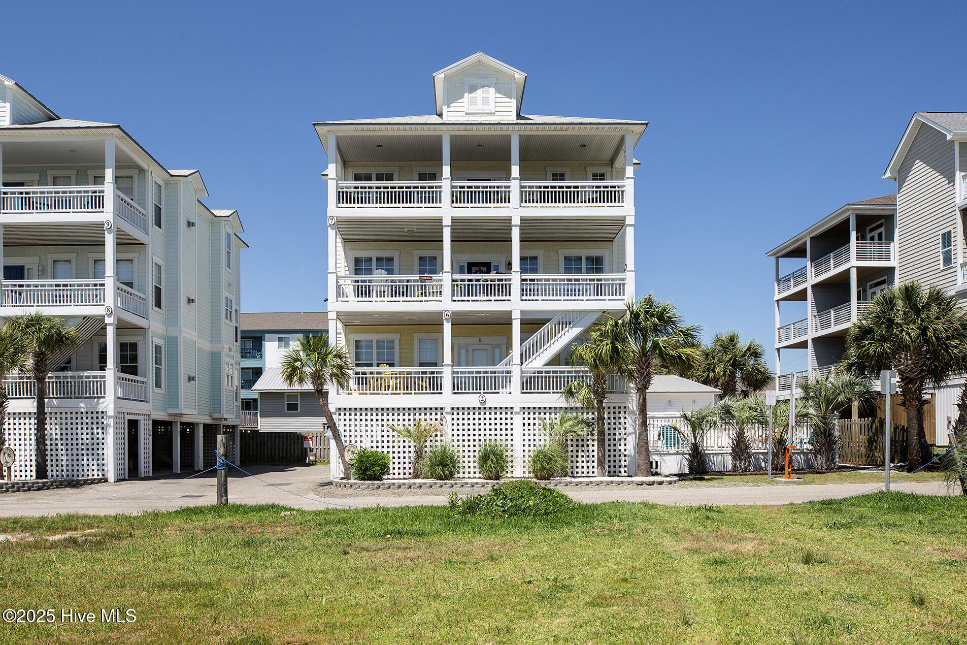 2 Clam Shell Lane Unit 6 Property Photo 1