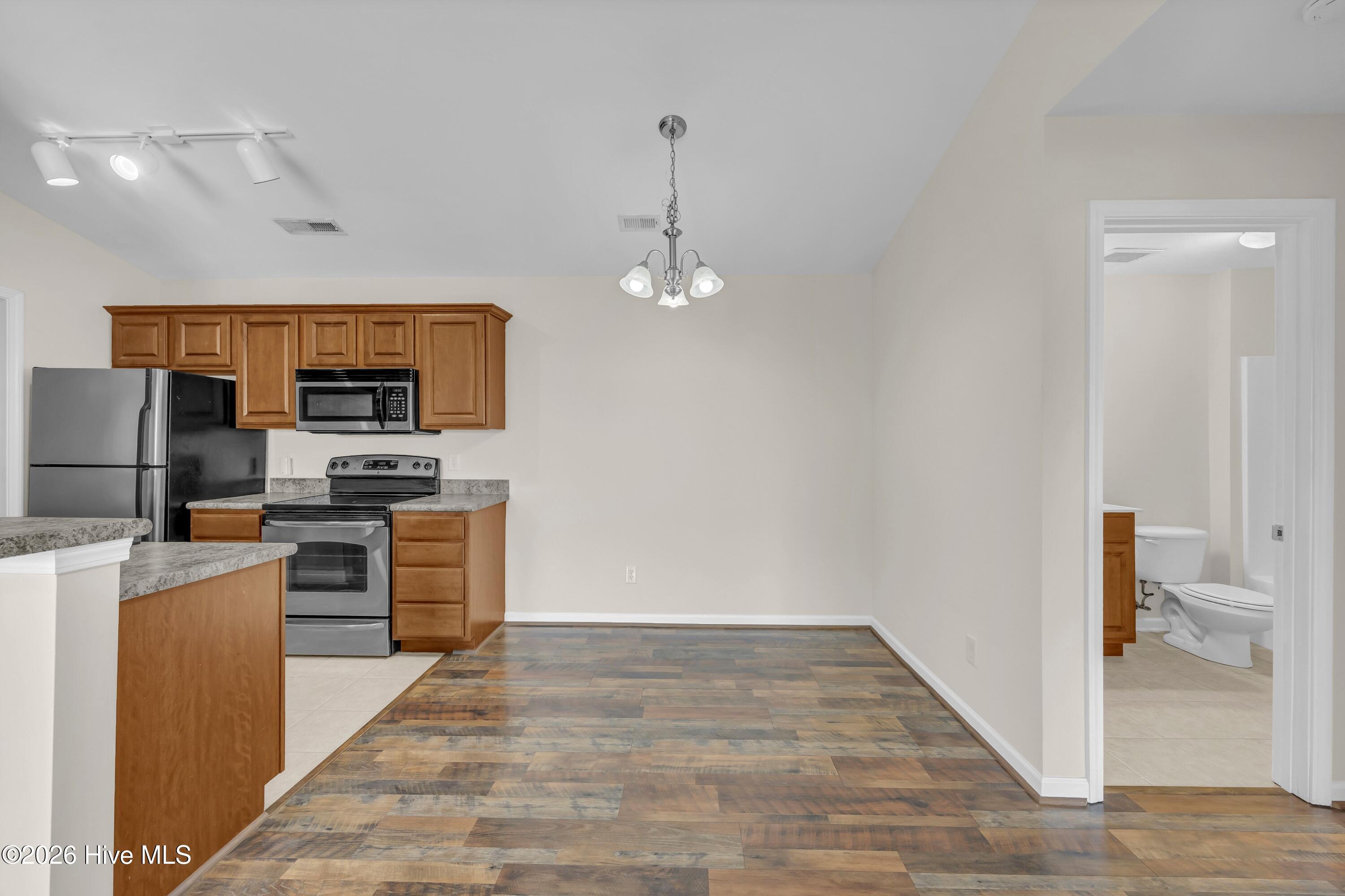 4416 Jay Bird Circle Unit 201 Property Photo 8